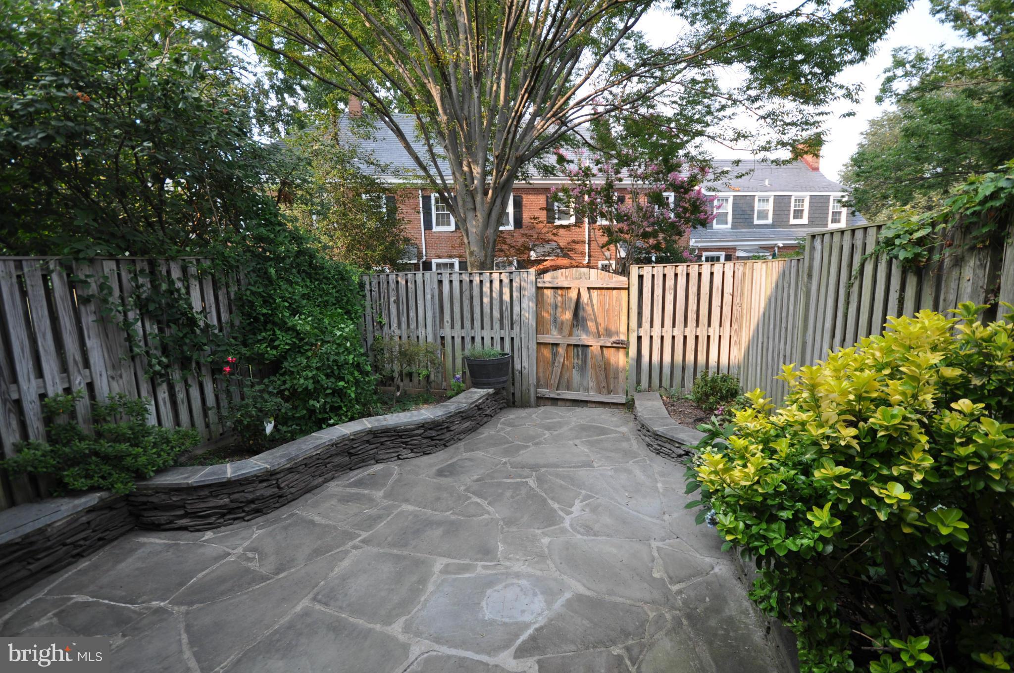 FAIRLINGTON MEWS - Residential Lease