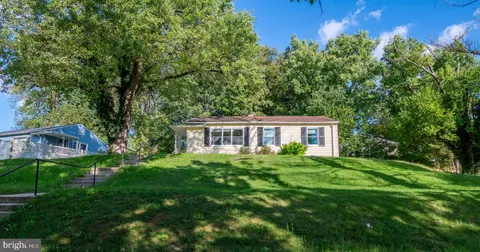 3213 Henderson Avenue, Silver Spring, MD MLS: MDMC2170598
