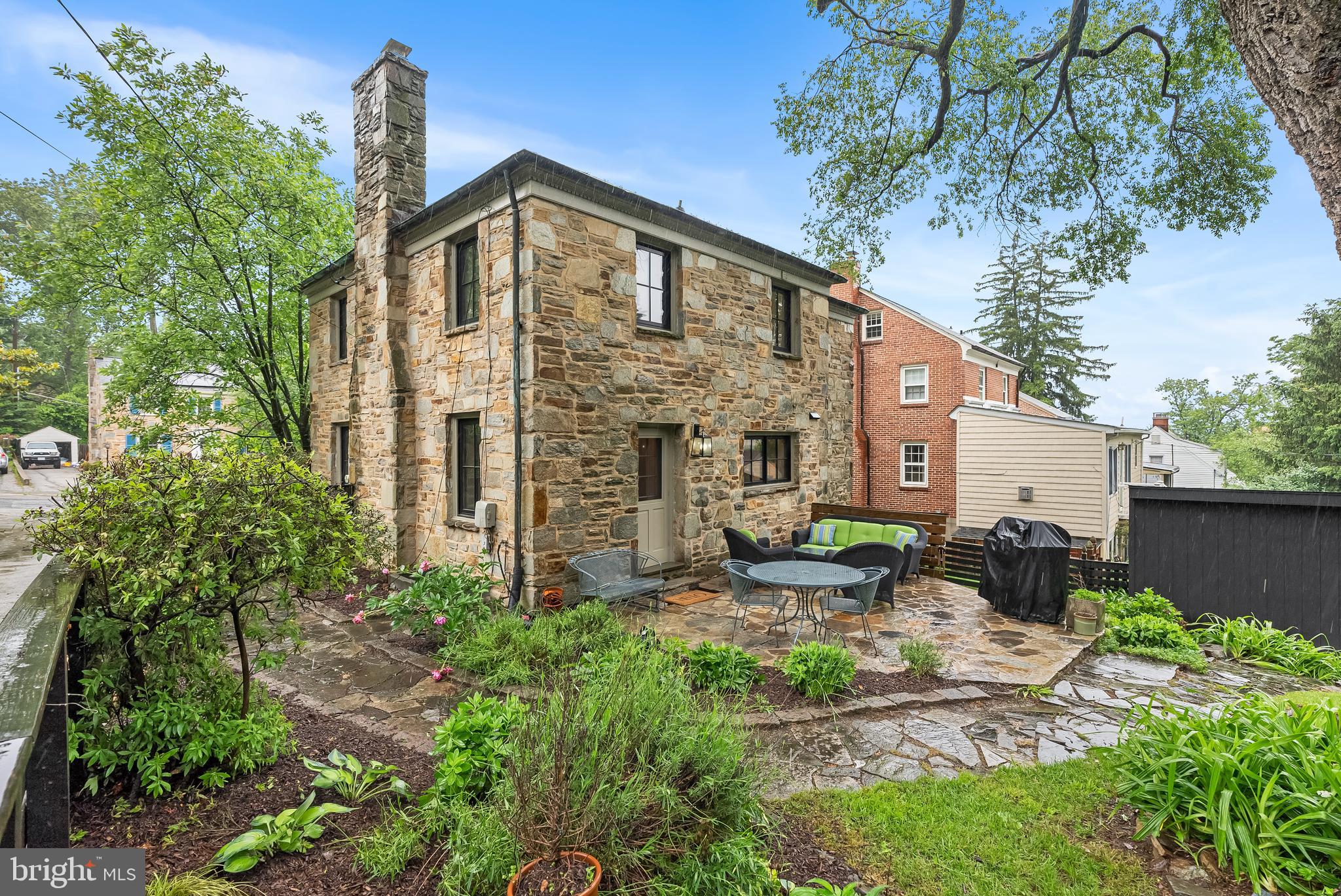 WEST TOWSON - Residential