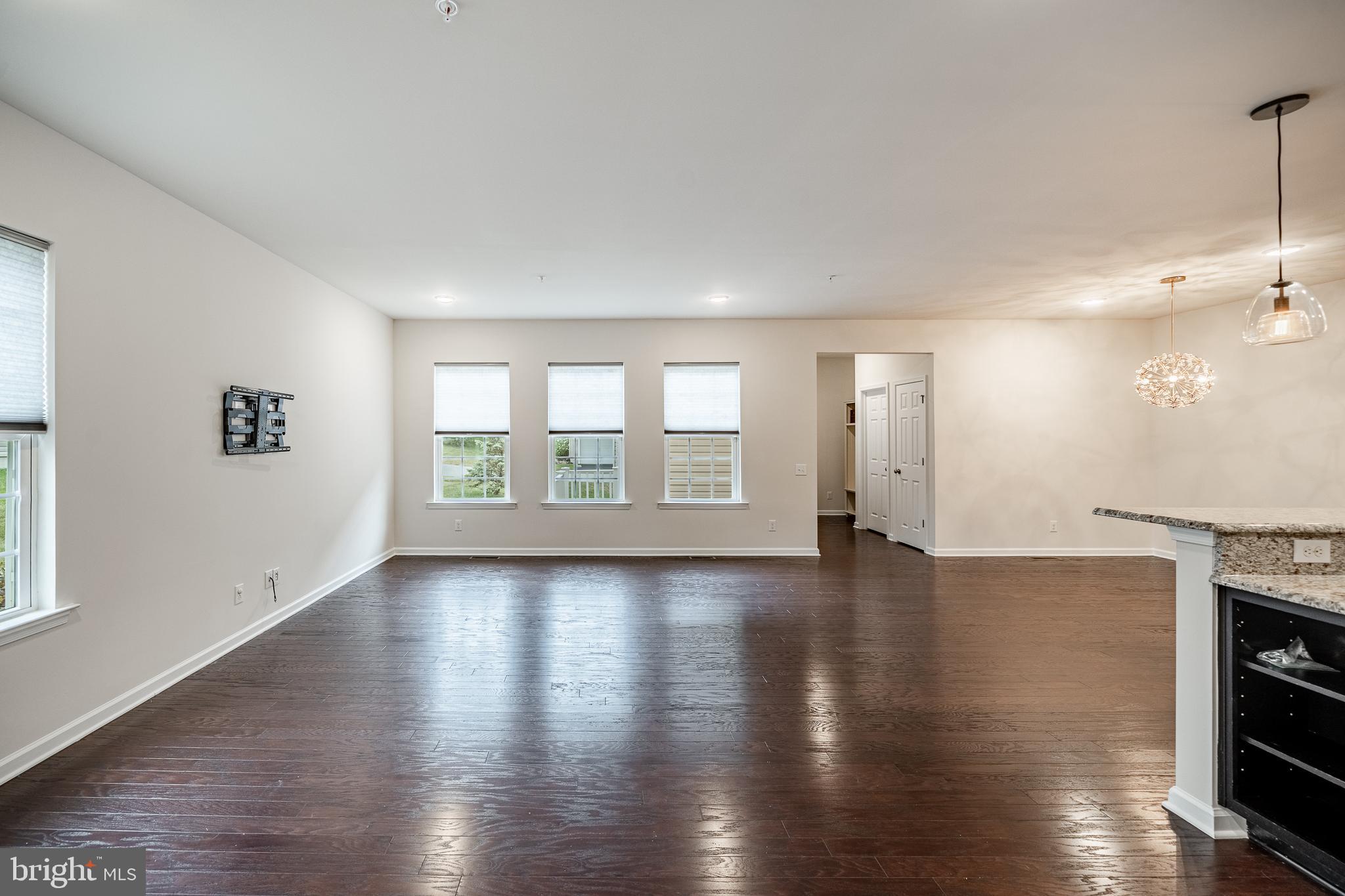 THE COURTS AT CHESTER SPRINGS - Residential Lease