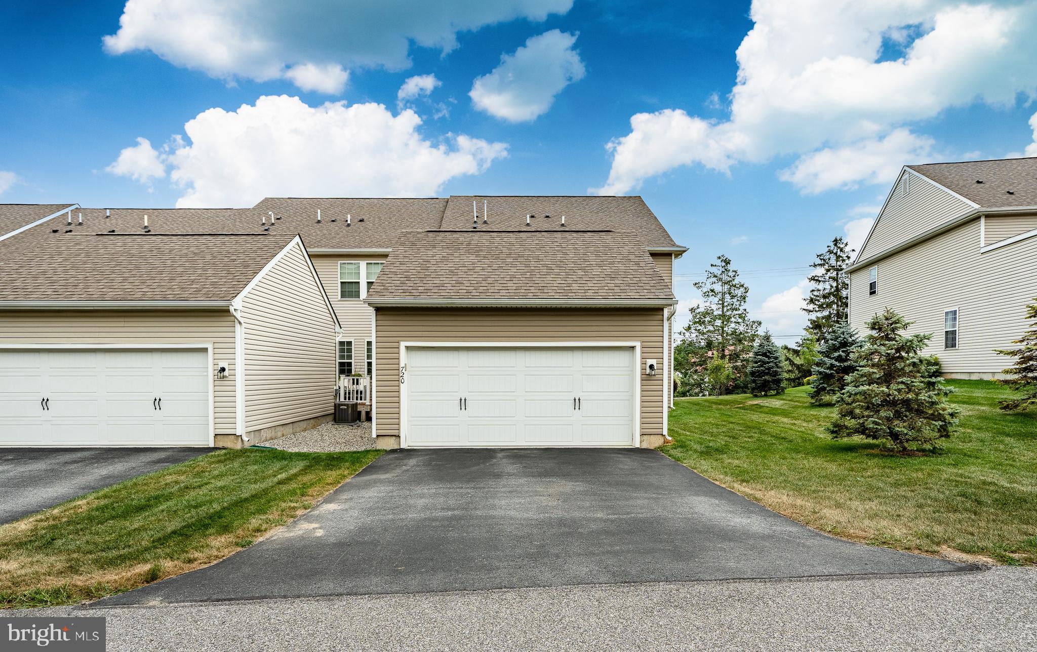 THE COURTS AT CHESTER SPRINGS - Residential Lease