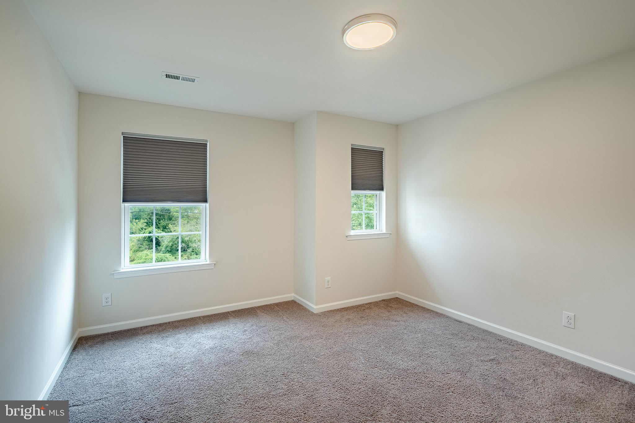 THE COURTS AT CHESTER SPRINGS - Residential Lease