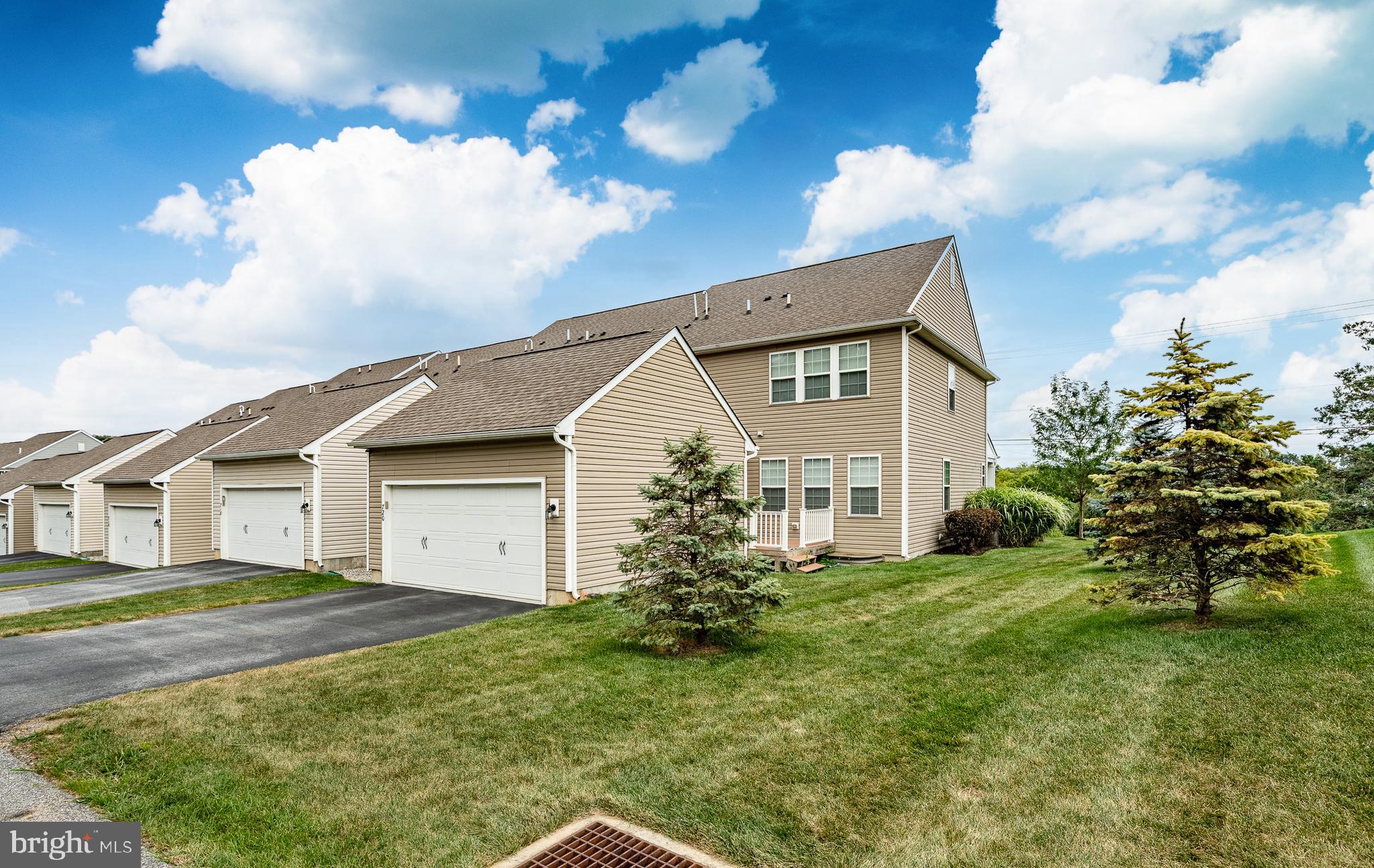 THE COURTS AT CHESTER SPRINGS - Residential Lease