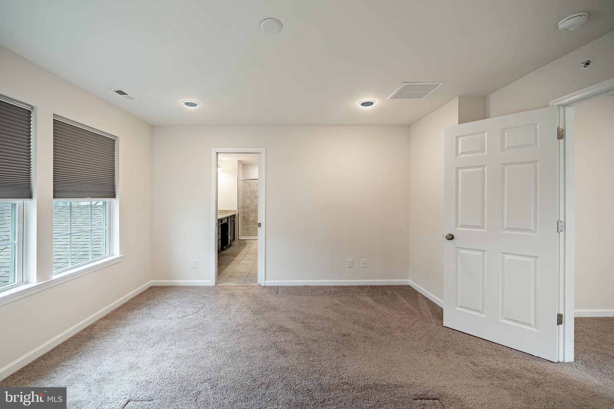 THE COURTS AT CHESTER SPRINGS - Residential Lease