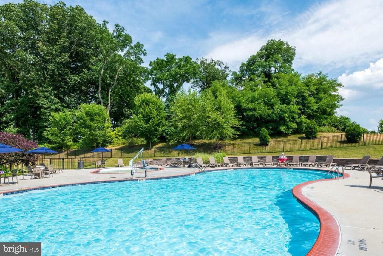 THE COURTS AT CHESTER SPRINGS - Residential Lease