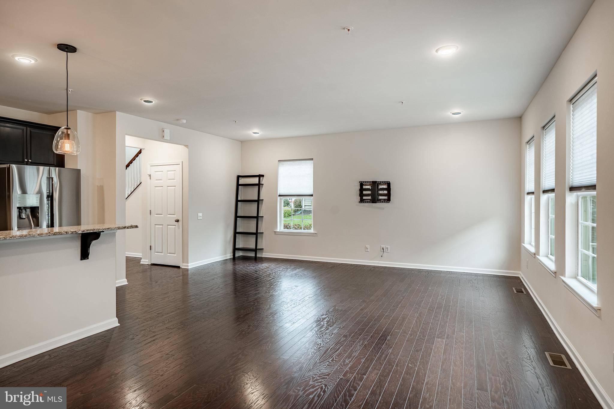 THE COURTS AT CHESTER SPRINGS - Residential Lease