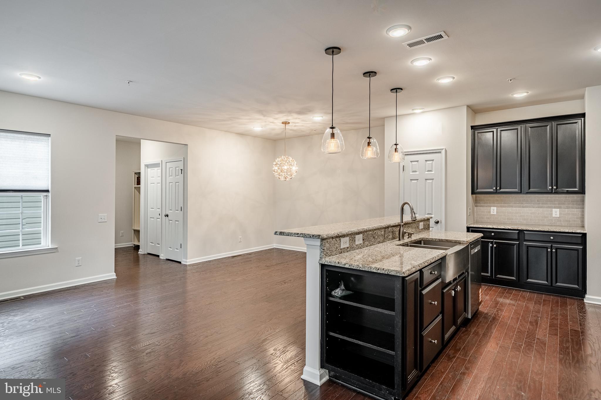 THE COURTS AT CHESTER SPRINGS - Residential Lease