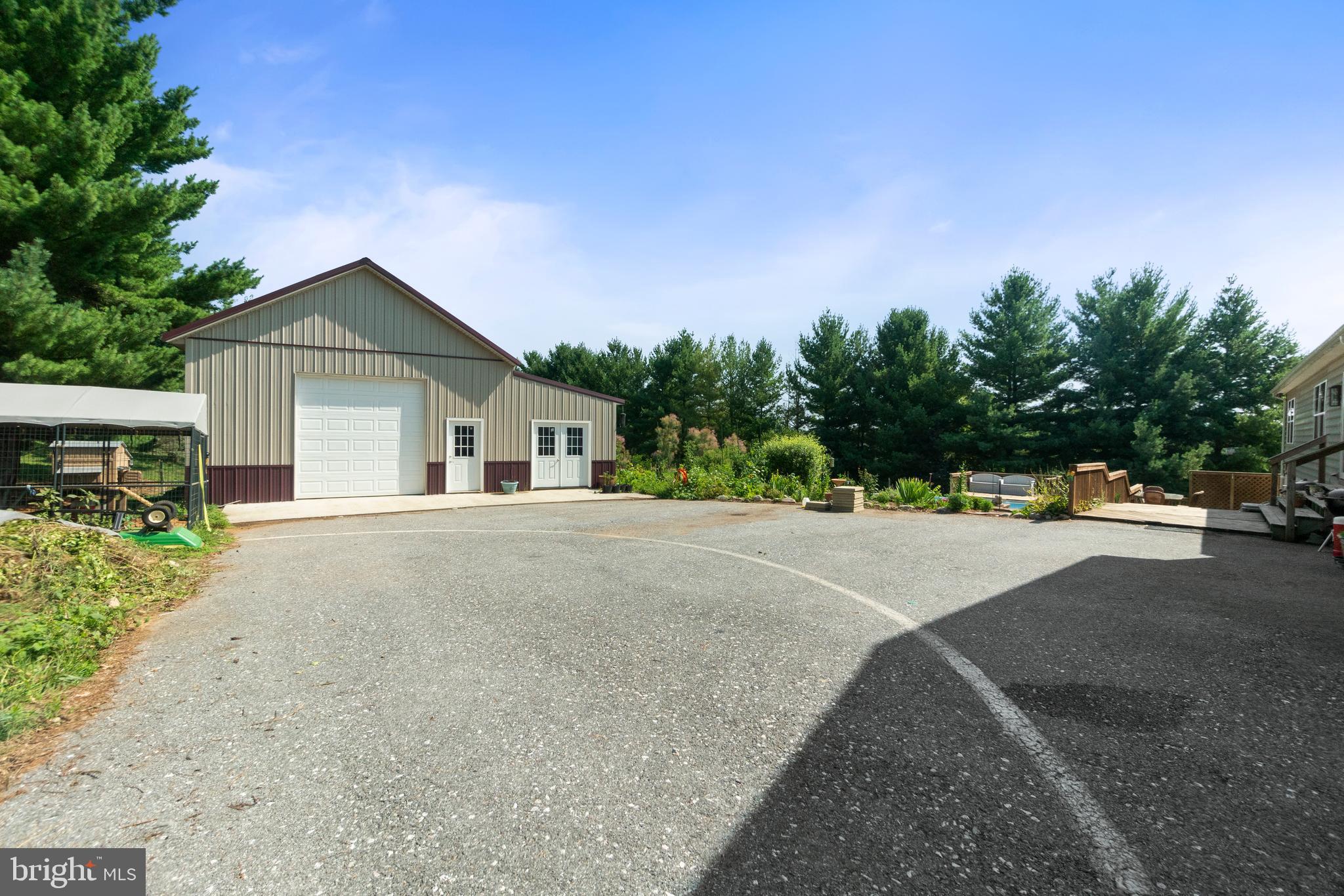 BUNKER HILL ESTATES - Residential