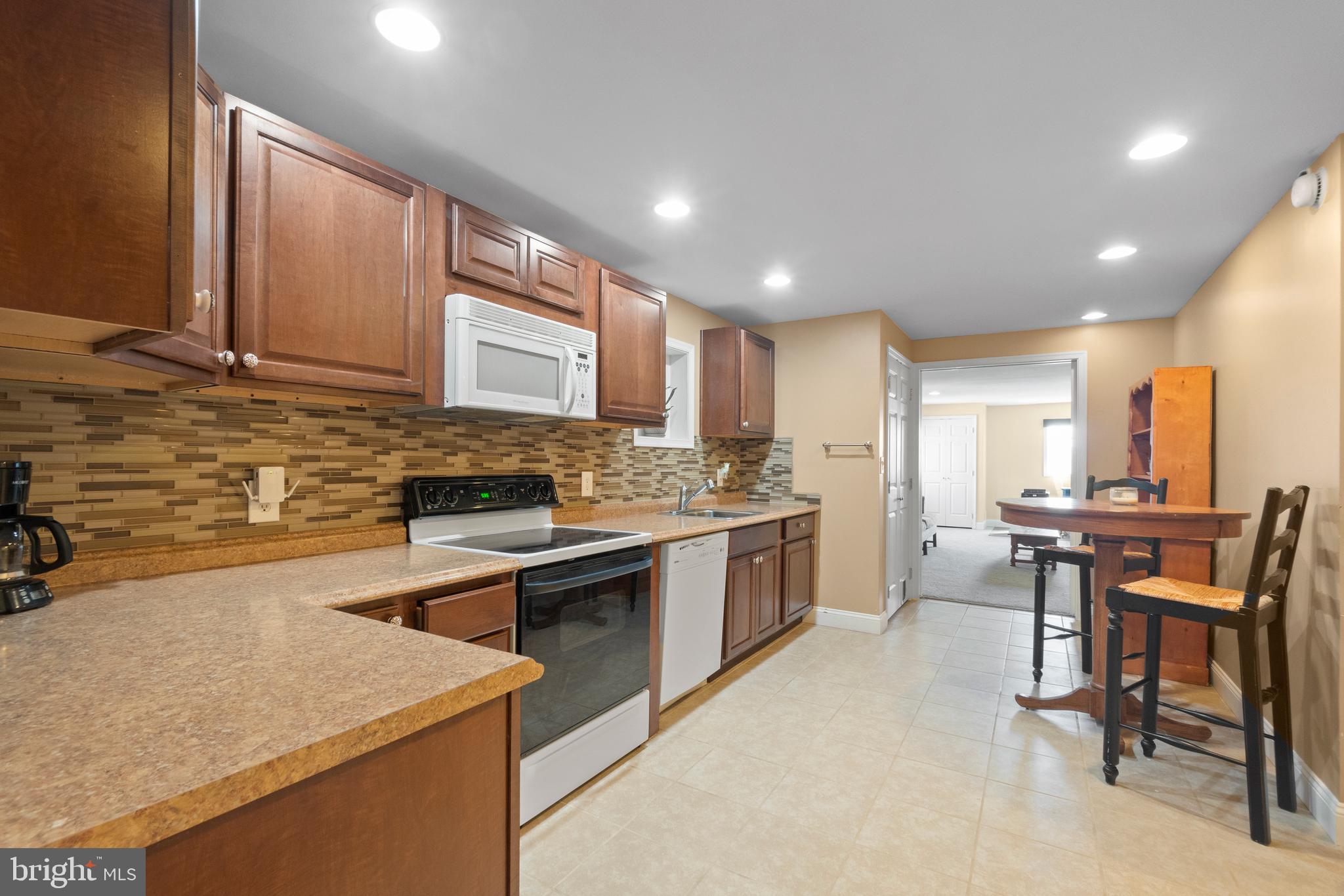 BUNKER HILL ESTATES - Residential