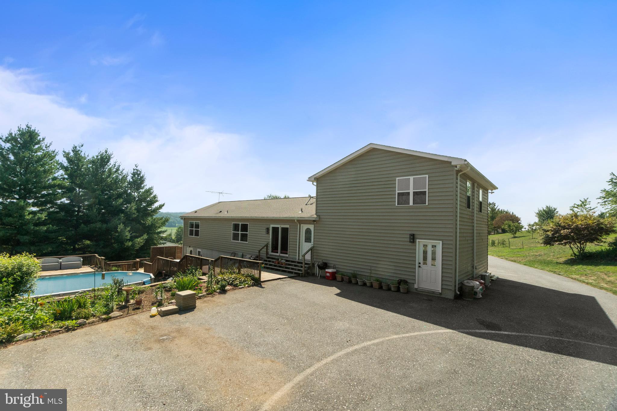 BUNKER HILL ESTATES - Residential