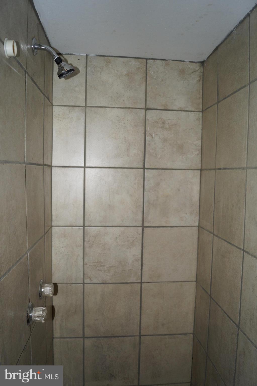 HARROWGATE - Residential