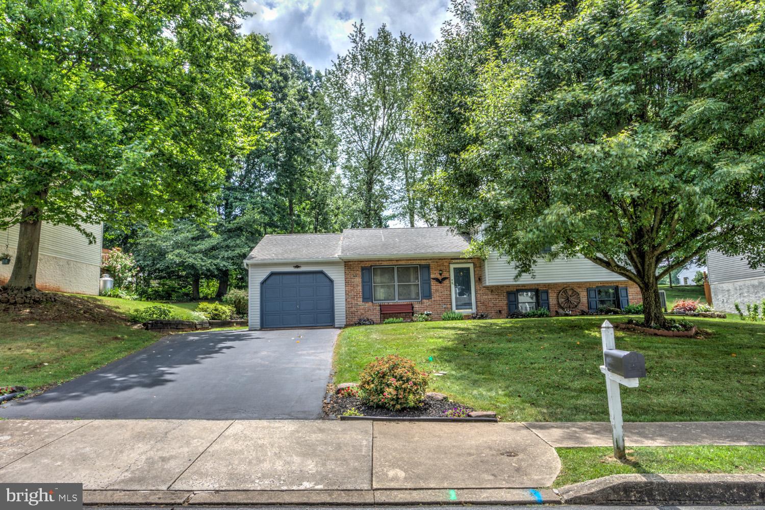 EAST COCALICO HEIGHTS - Residential