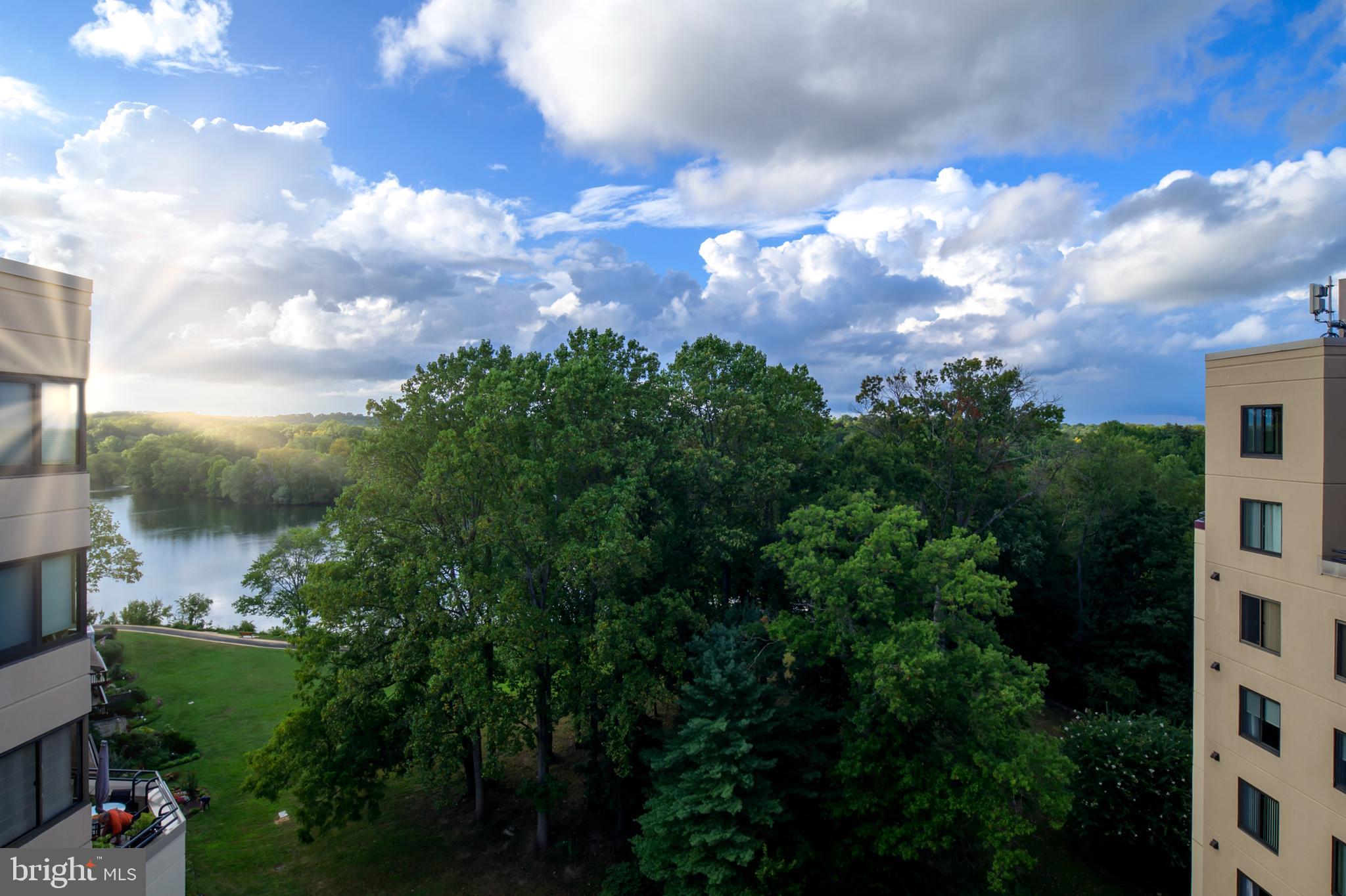 VILLAGE OF WILDE LAKE - Residential