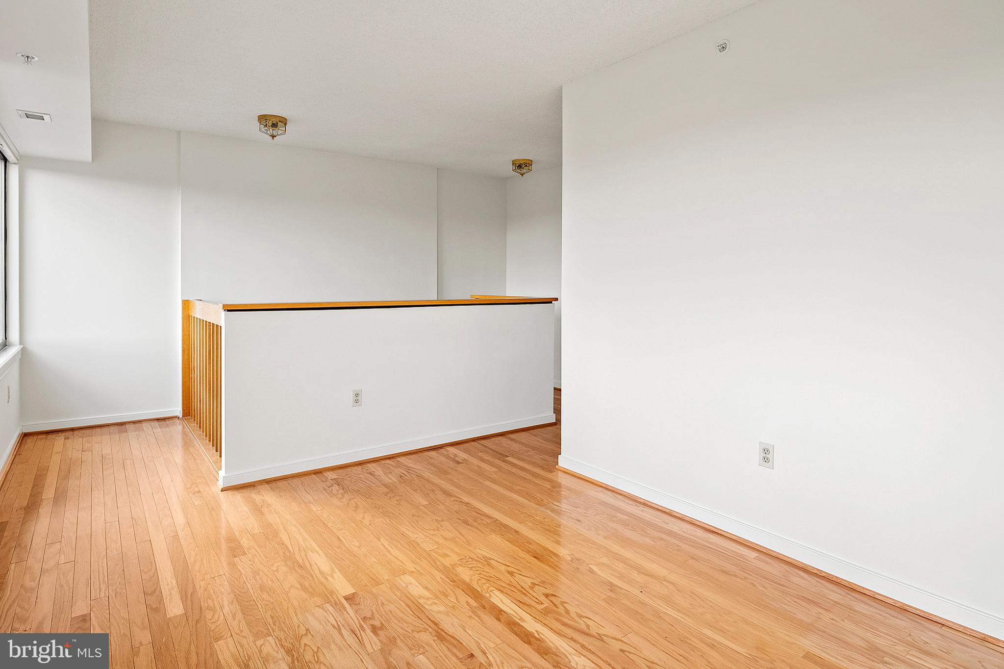 VILLAGE OF WILDE LAKE - Residential