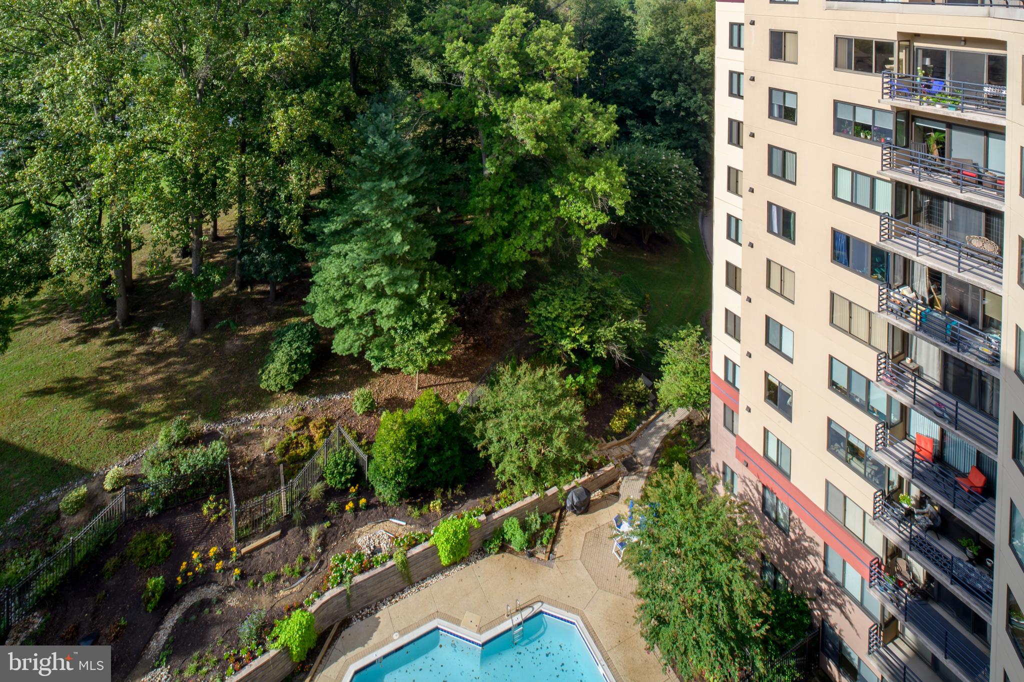 VILLAGE OF WILDE LAKE - Residential