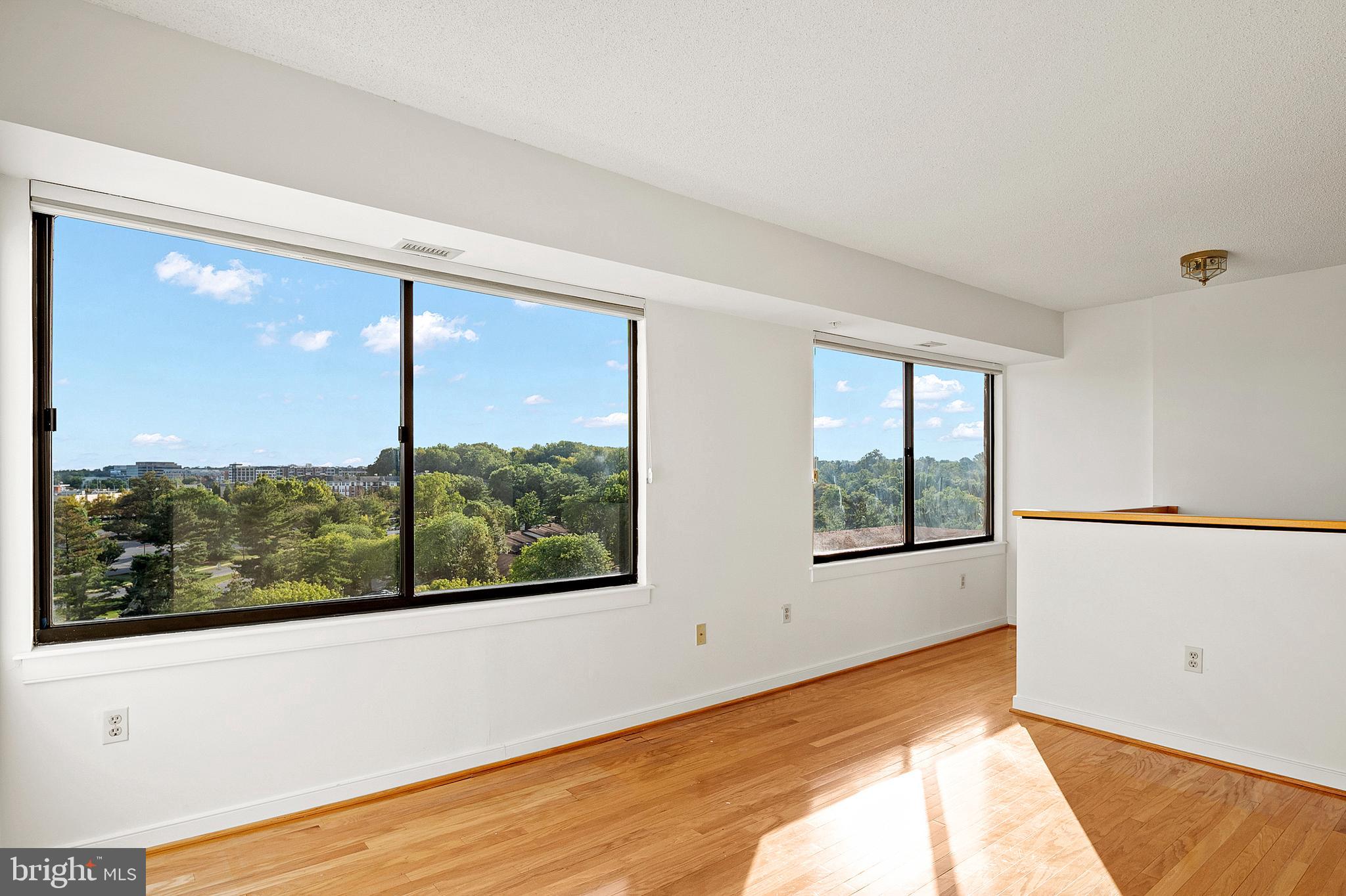 VILLAGE OF WILDE LAKE - Residential