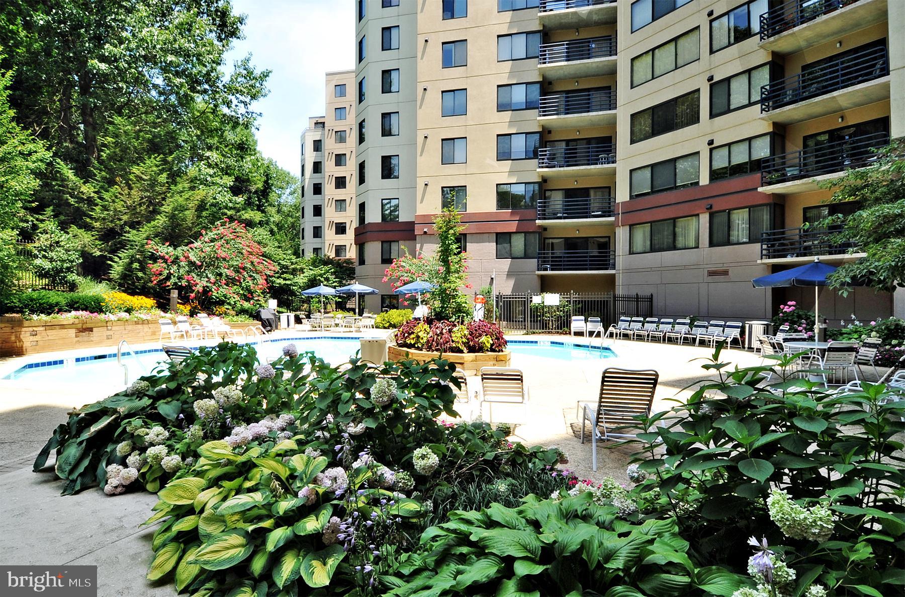 VILLAGE OF WILDE LAKE - Residential