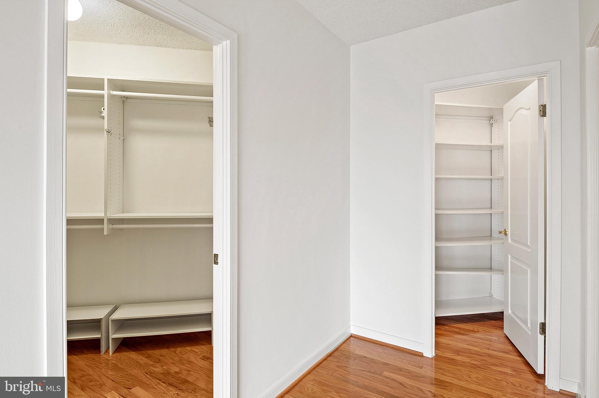 VILLAGE OF WILDE LAKE - Residential