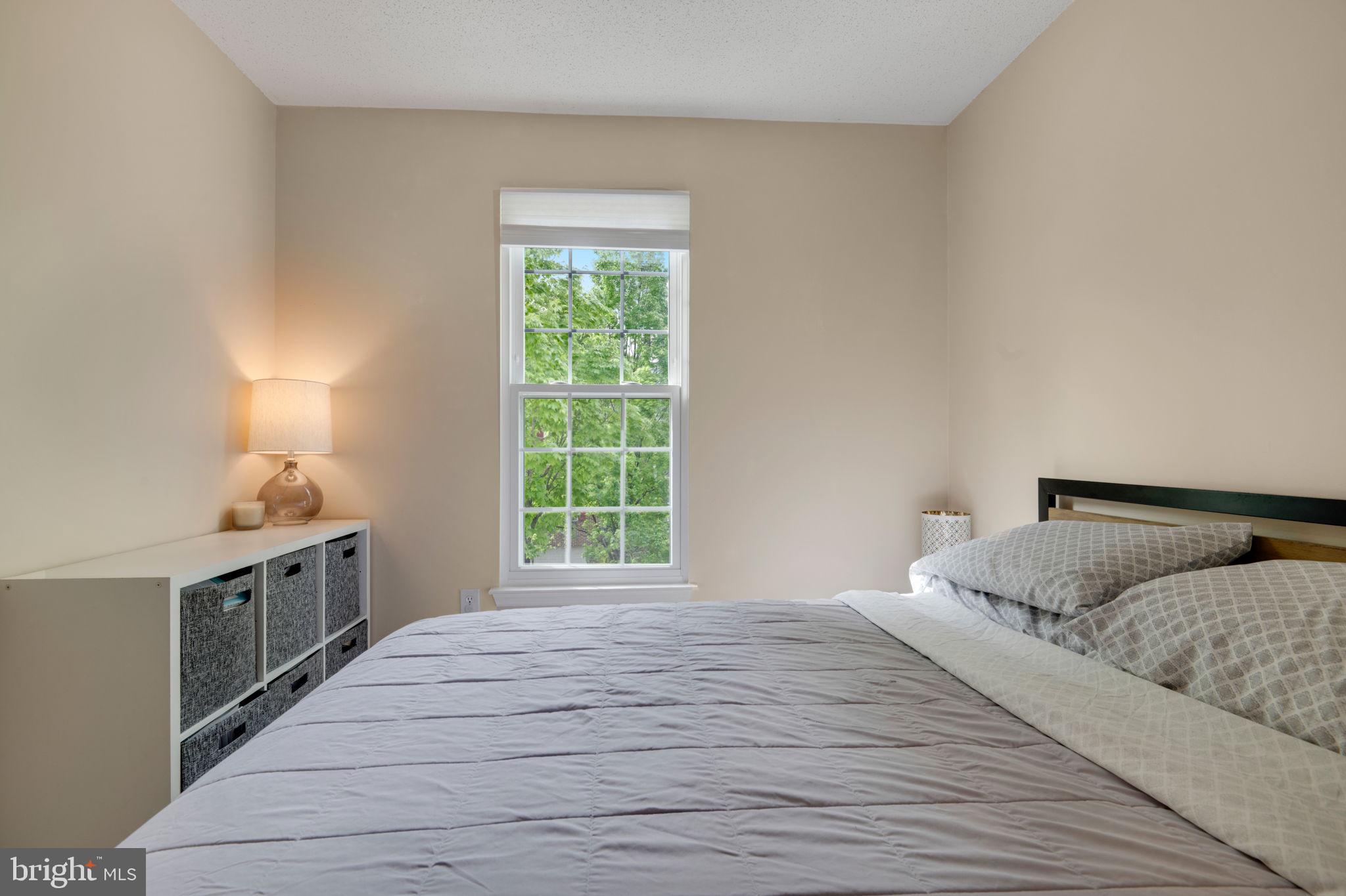 LONGMEAD - Residential