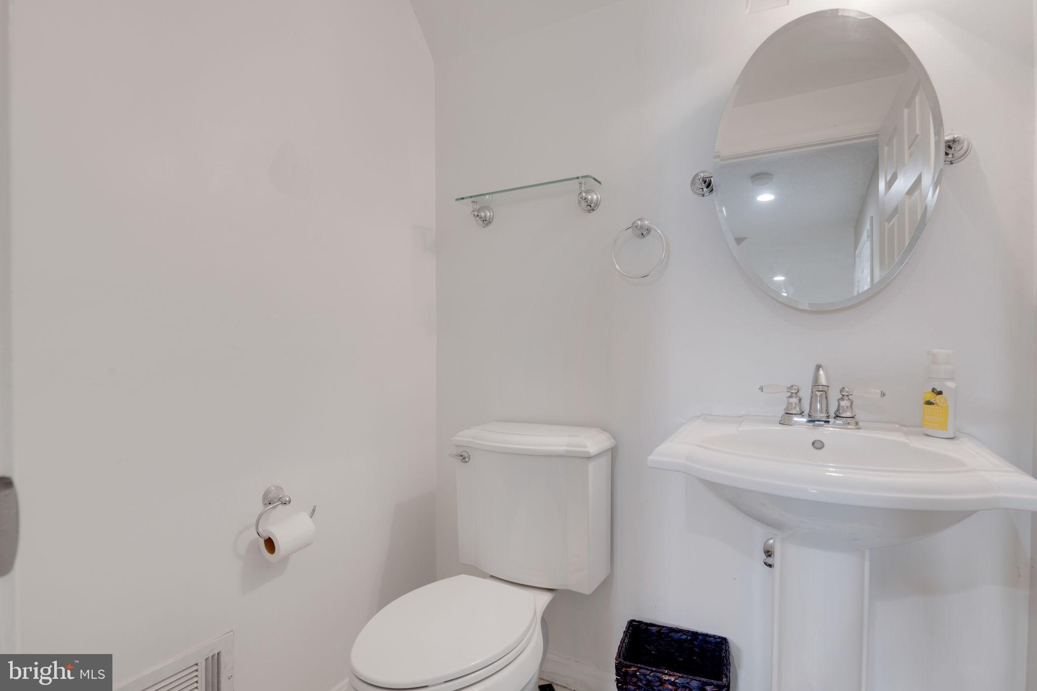 LONGMEAD - Residential