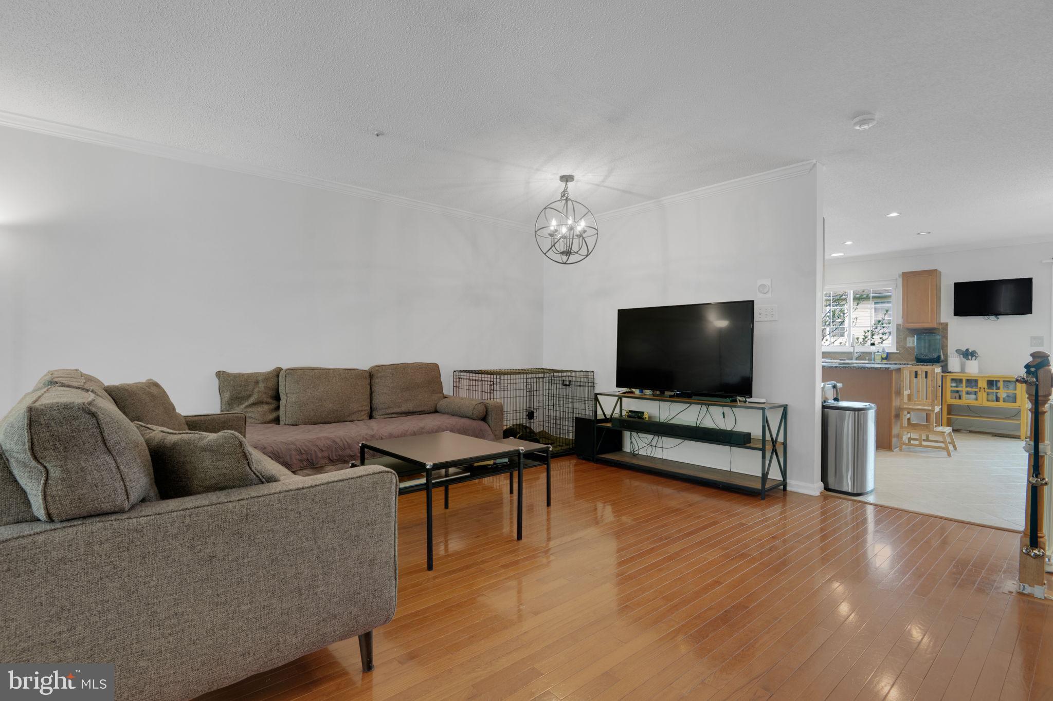 LONGMEAD - Residential