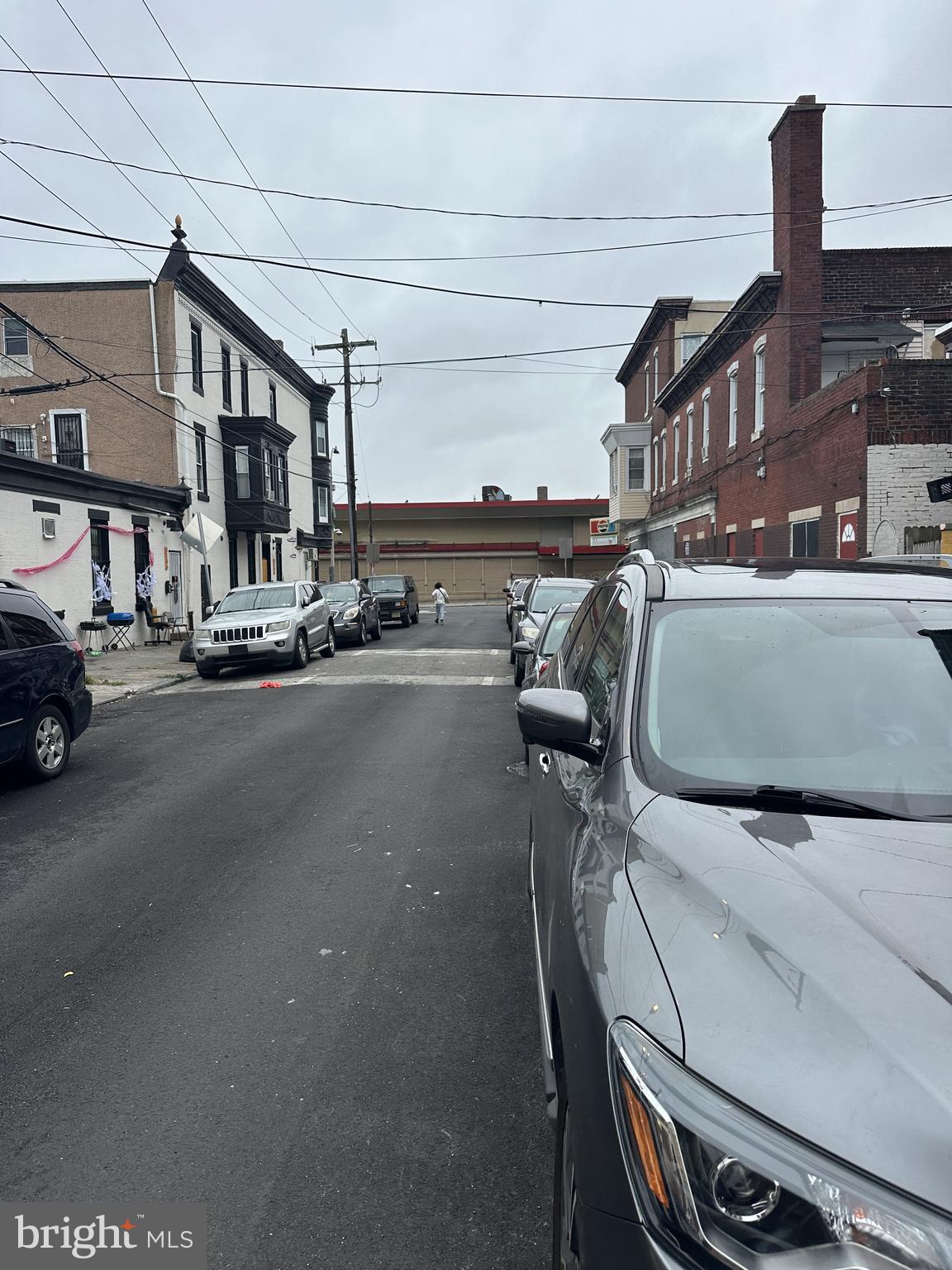 KENSINGTON - Residential