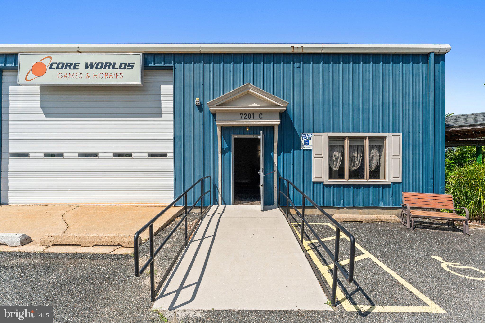 DUNDALK - Commercial Sale