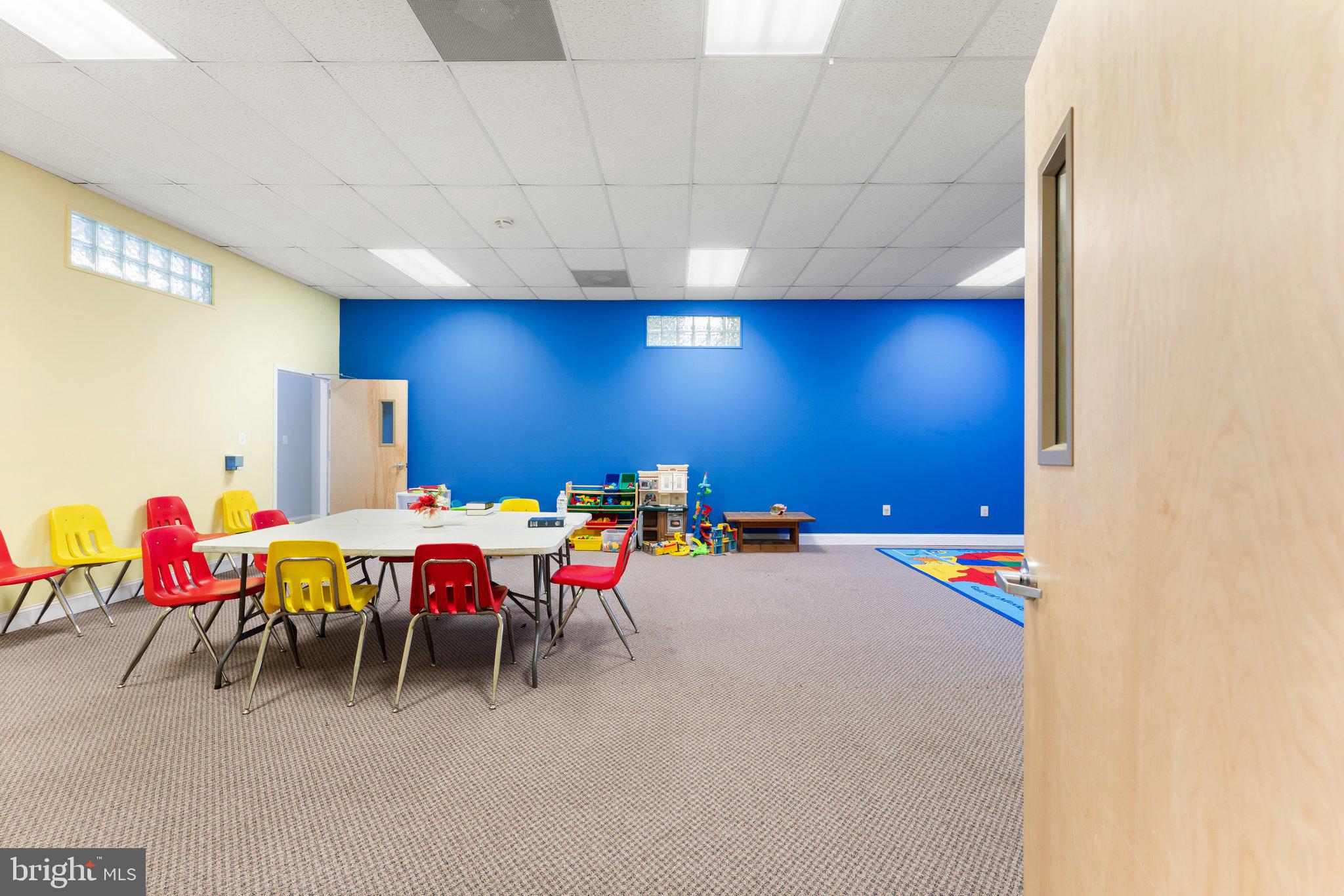 DUNDALK - Commercial Sale