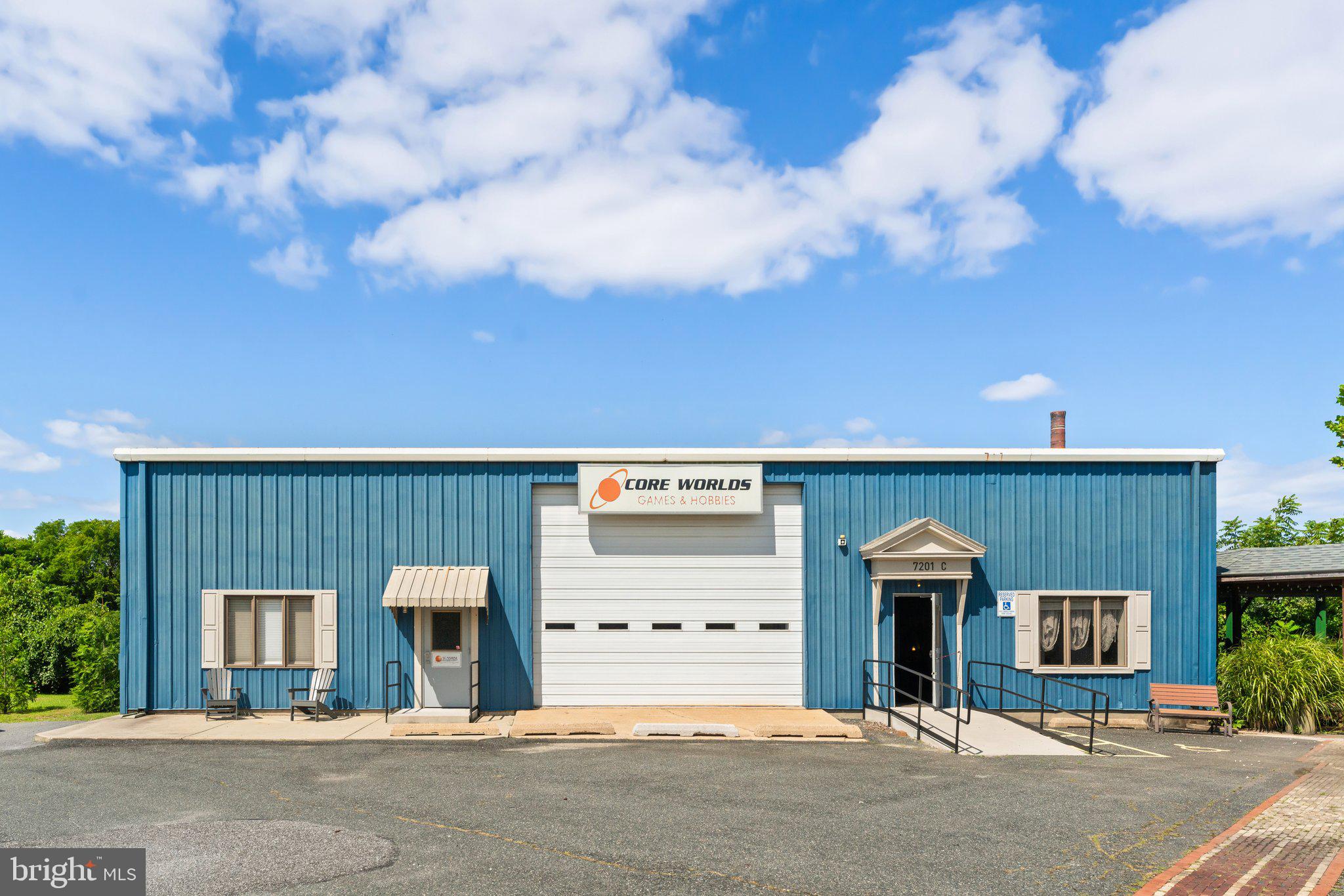 DUNDALK - Commercial Sale