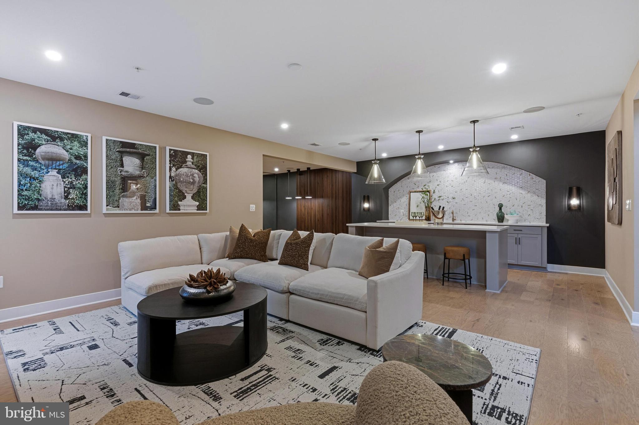 STRATHMORE VIEW - Residential