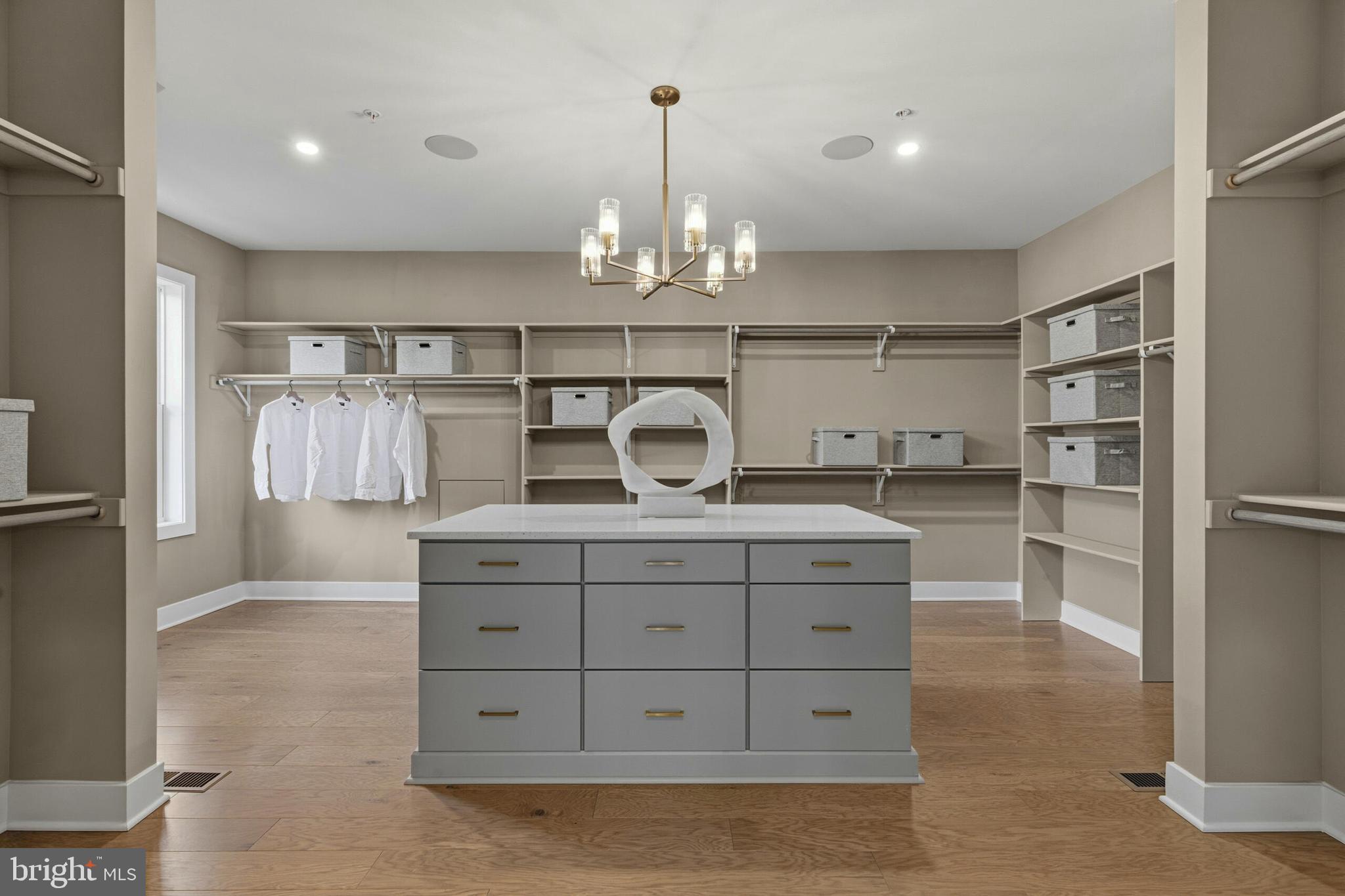 STRATHMORE VIEW - Residential