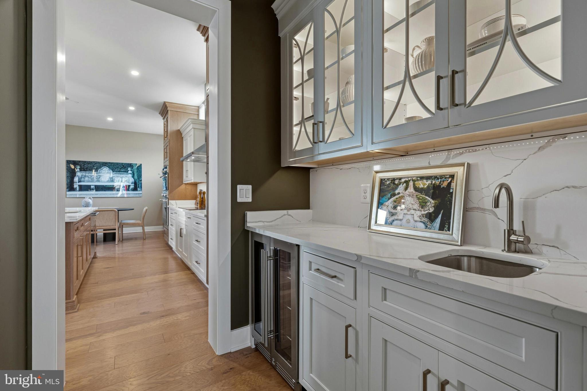 STRATHMORE VIEW - Residential