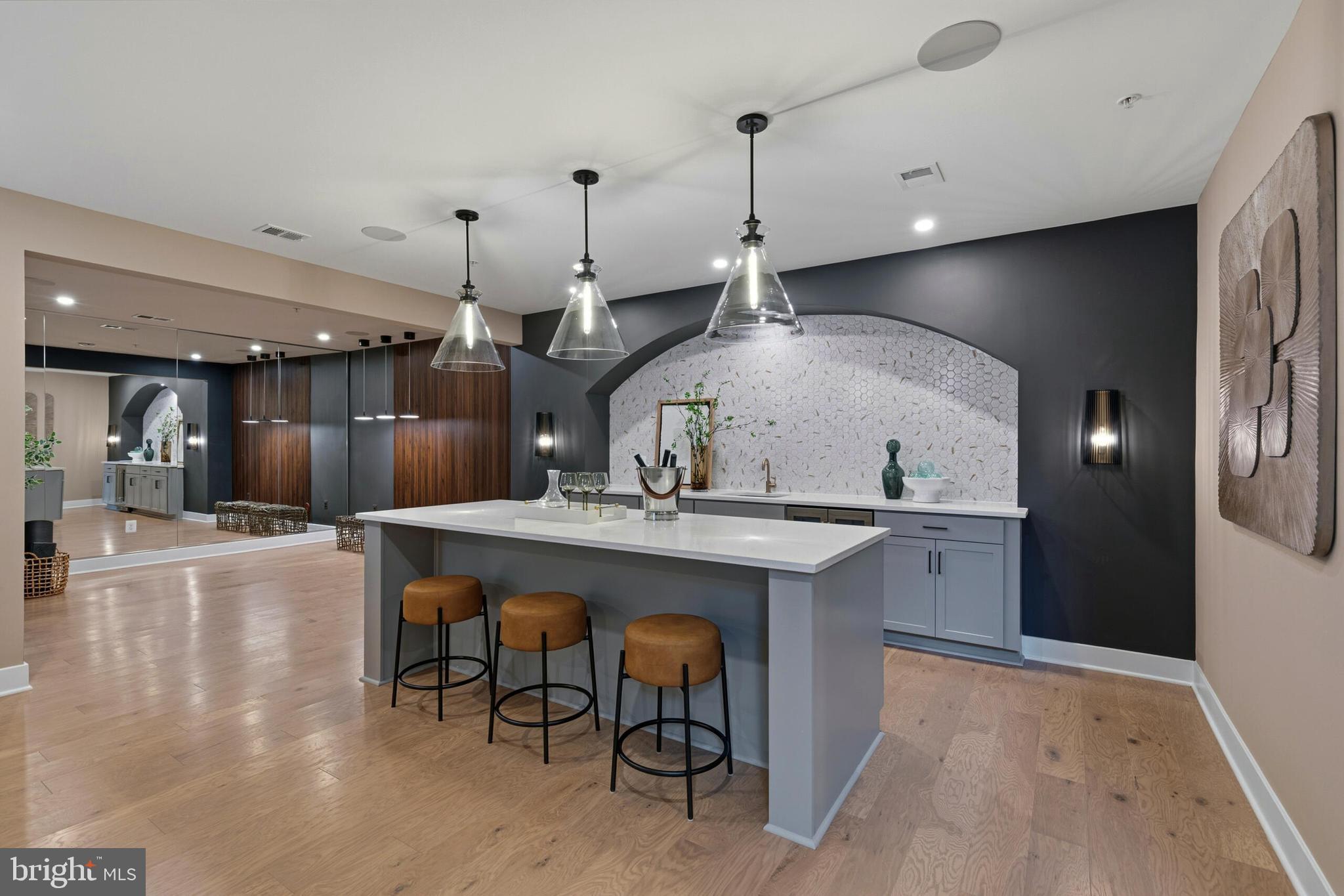 STRATHMORE VIEW - Residential