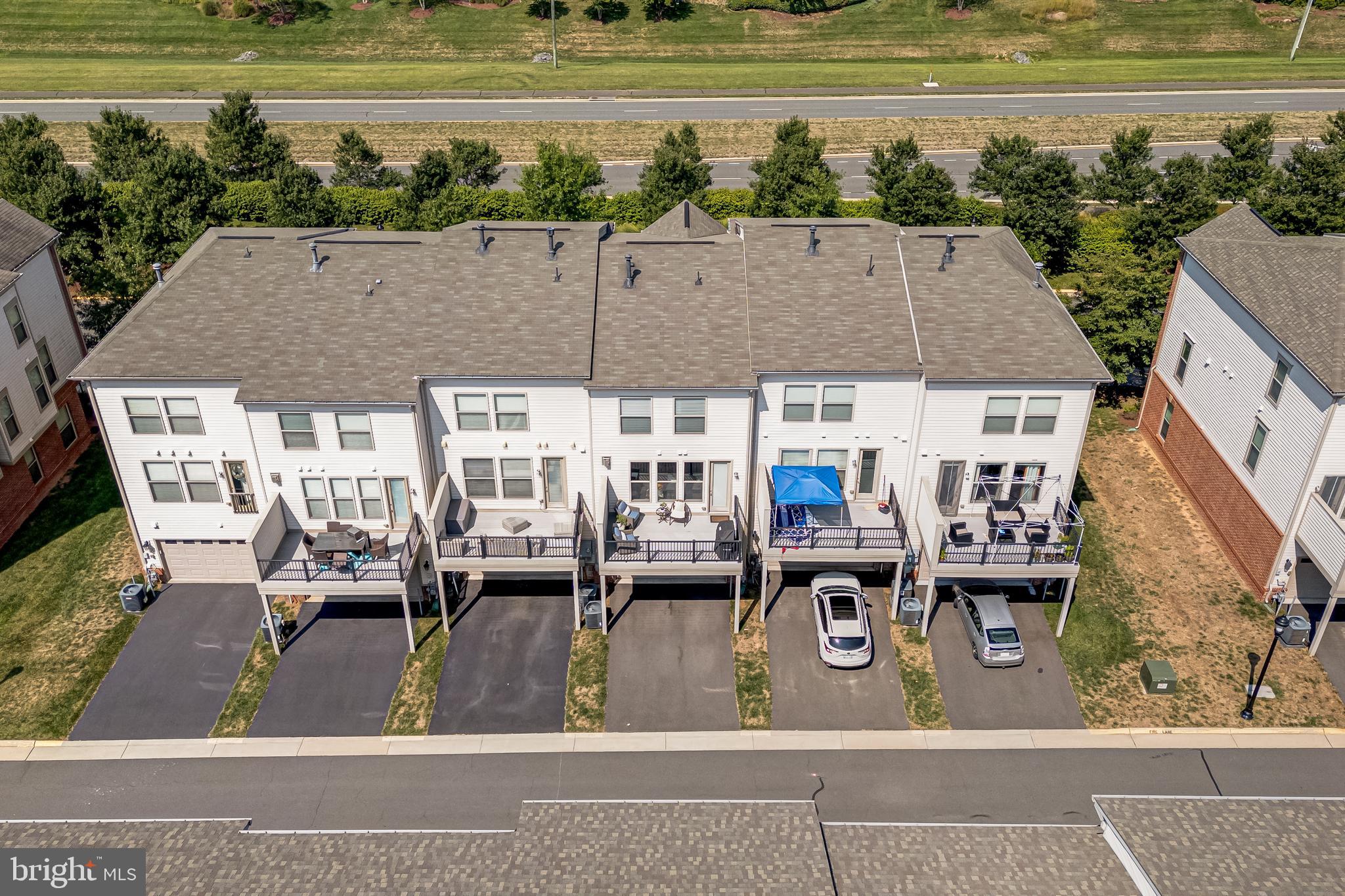 BRAMBLETON - Residential