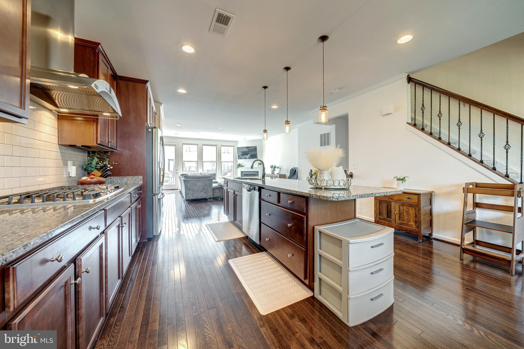 BRAMBLETON - Residential