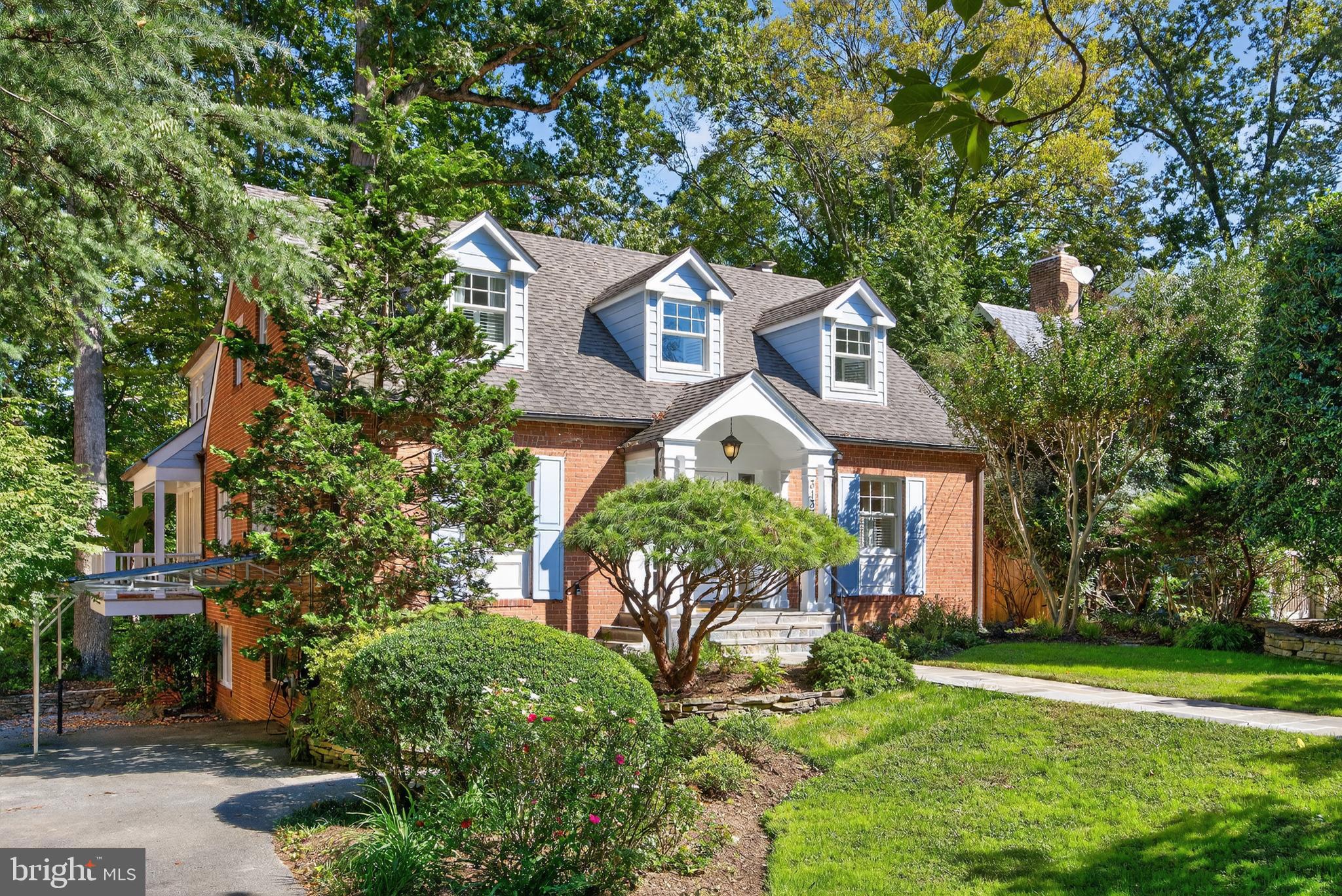 3137 ABERFOYLE PLACE NW