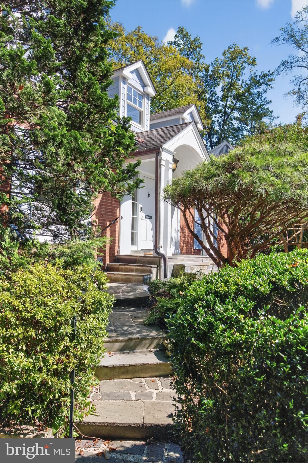 3137 ABERFOYLE PLACE NW