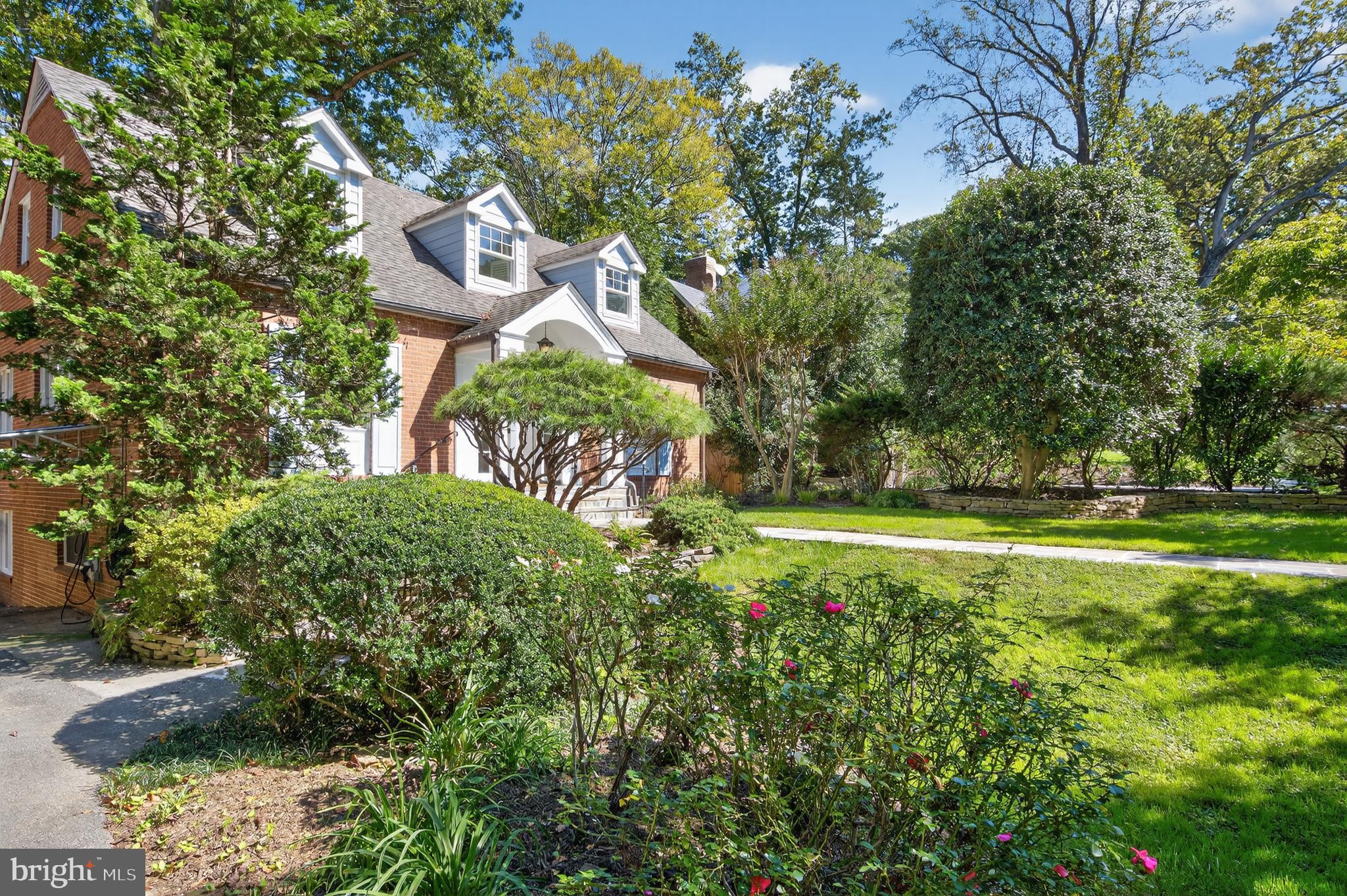 3137 ABERFOYLE PLACE NW