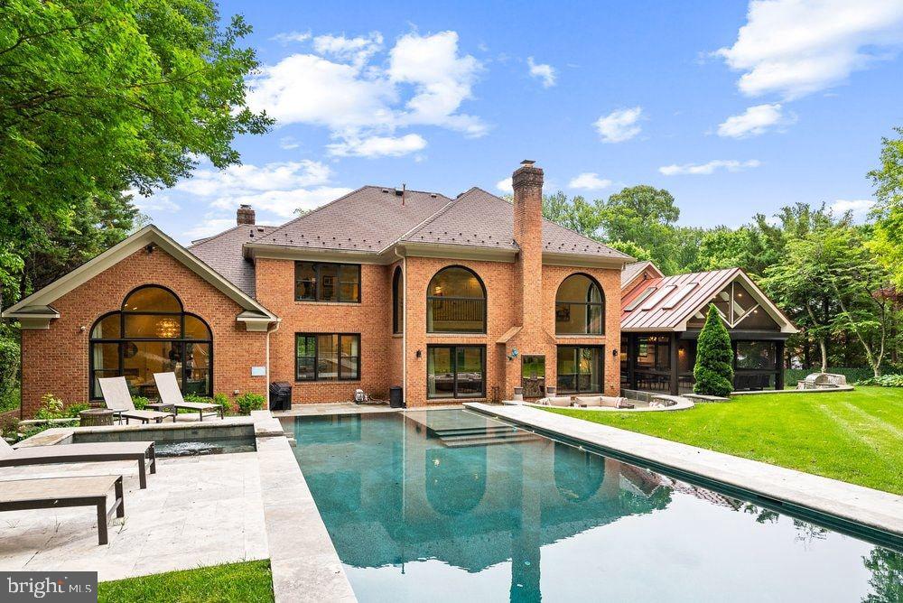 SWINKS MILL WOODS - Residential