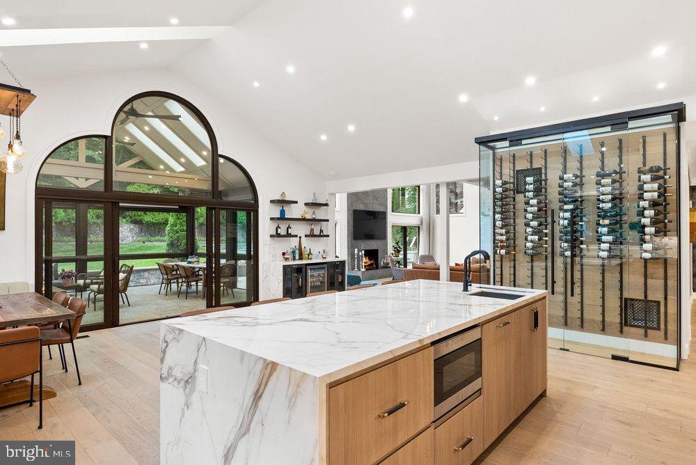 SWINKS MILL WOODS - Residential