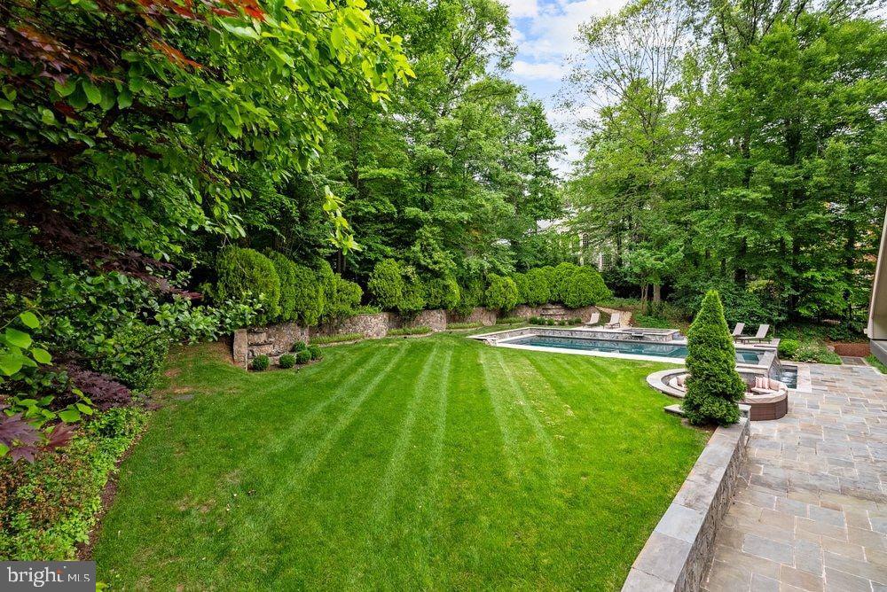 SWINKS MILL WOODS - Residential