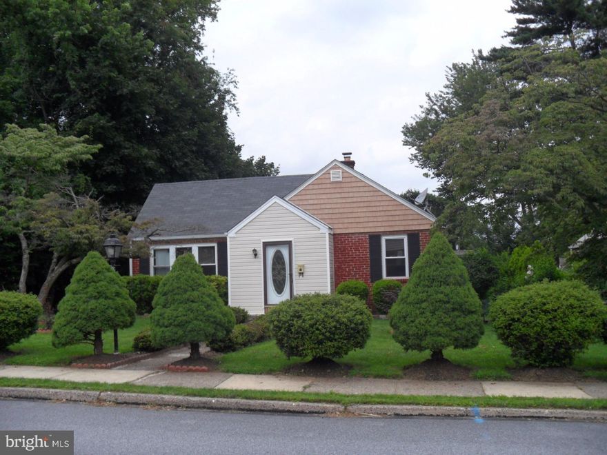 Newly updated and Re-decorated Ranch with 3 bedrooms and 2 Full Baths in all that popular Marple Gardens. New kitchen, new floors, new painting, newly finished basement, new heat pump (replacing oil heater) with central air, and new electric hot water heater. Move-in ready. Nice front and back yards. Very convenient and yet quiet location.