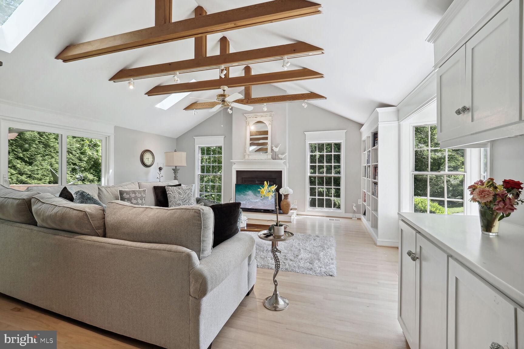 THE HAMLET - Residential