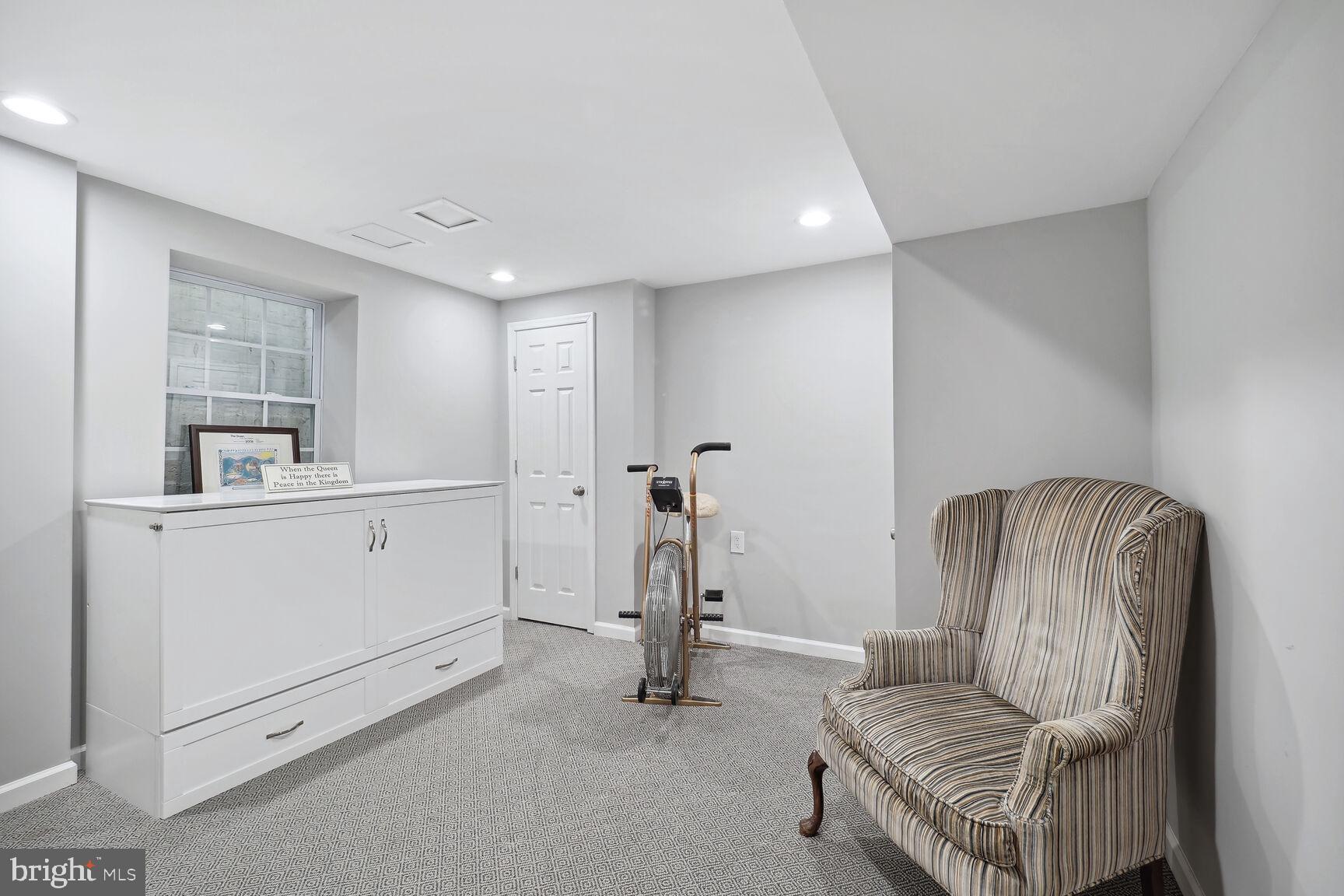 THE HAMLET - Residential