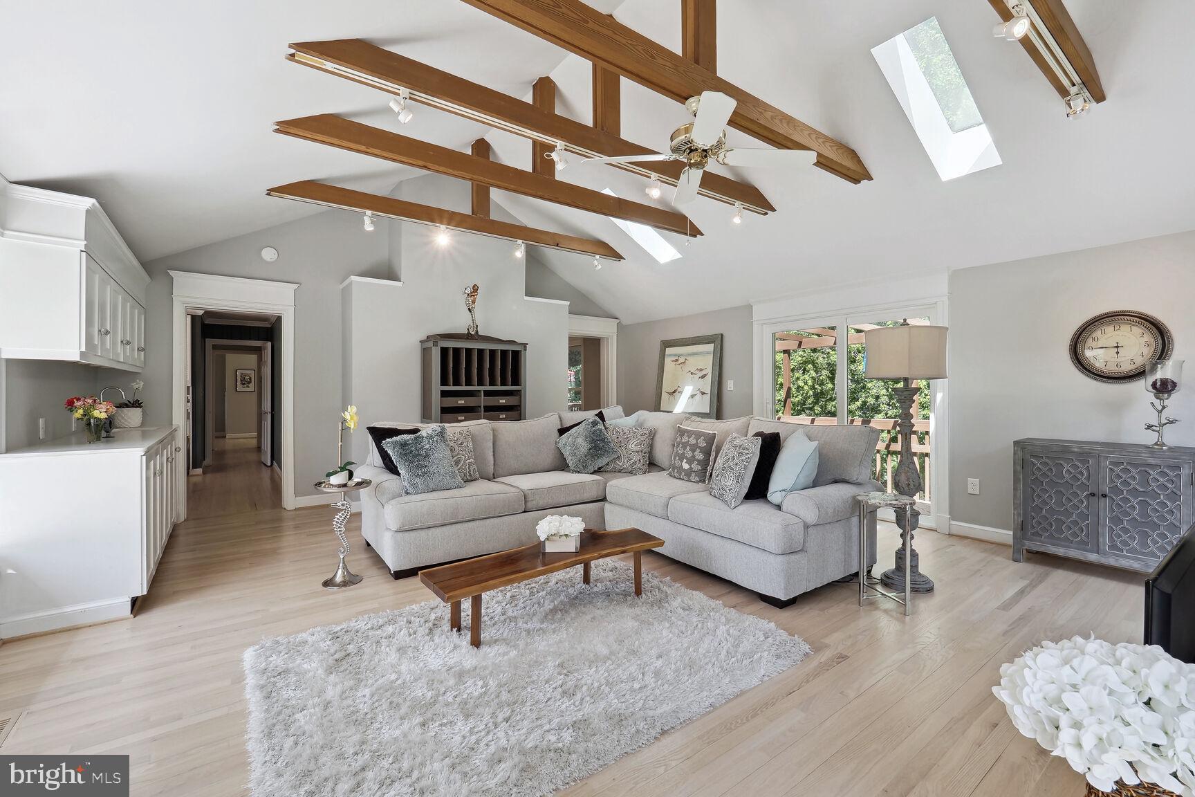 THE HAMLET - Residential