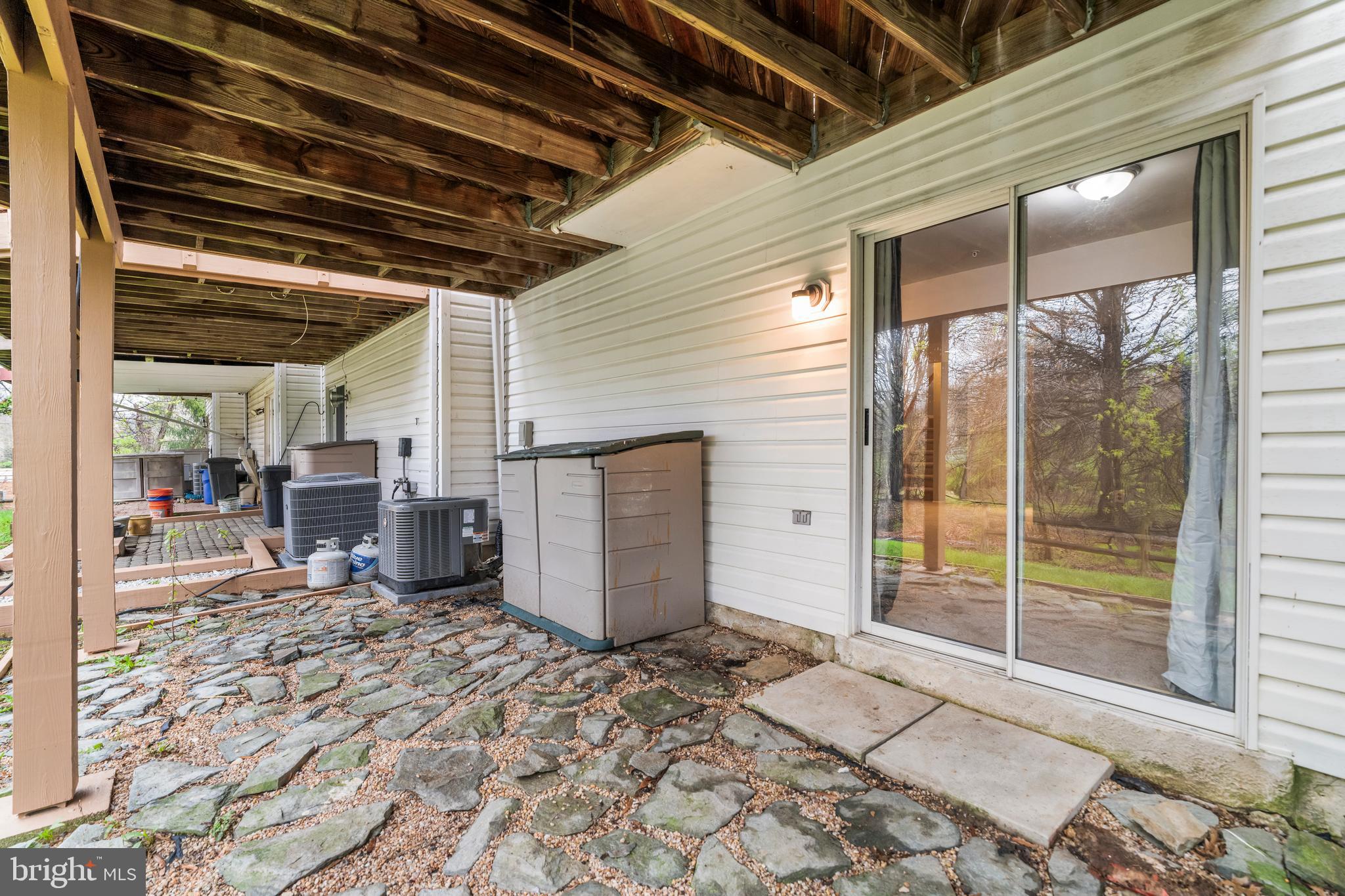 GLYNDON GATE - Residential