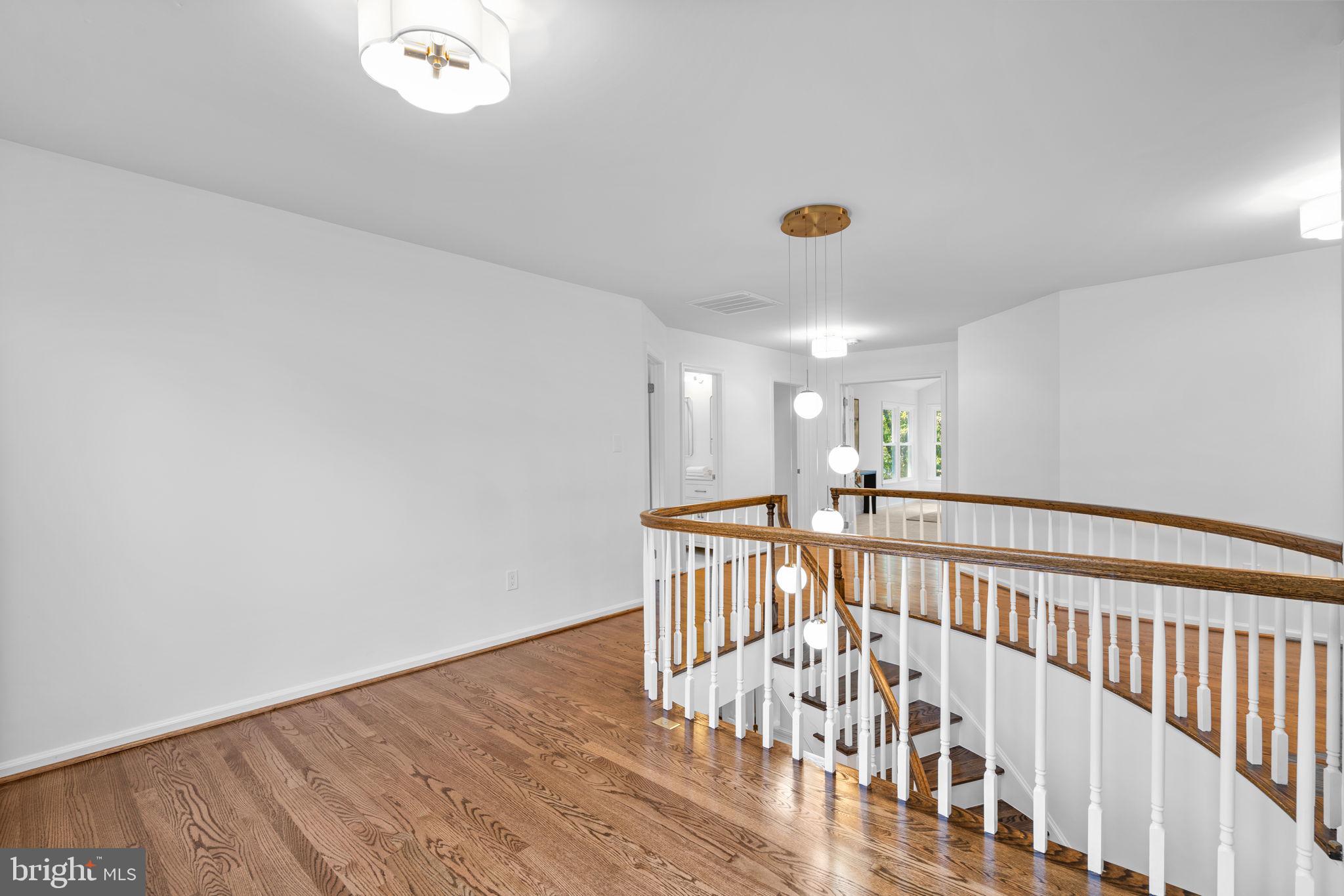 ASHBURTON OAKS - Residential