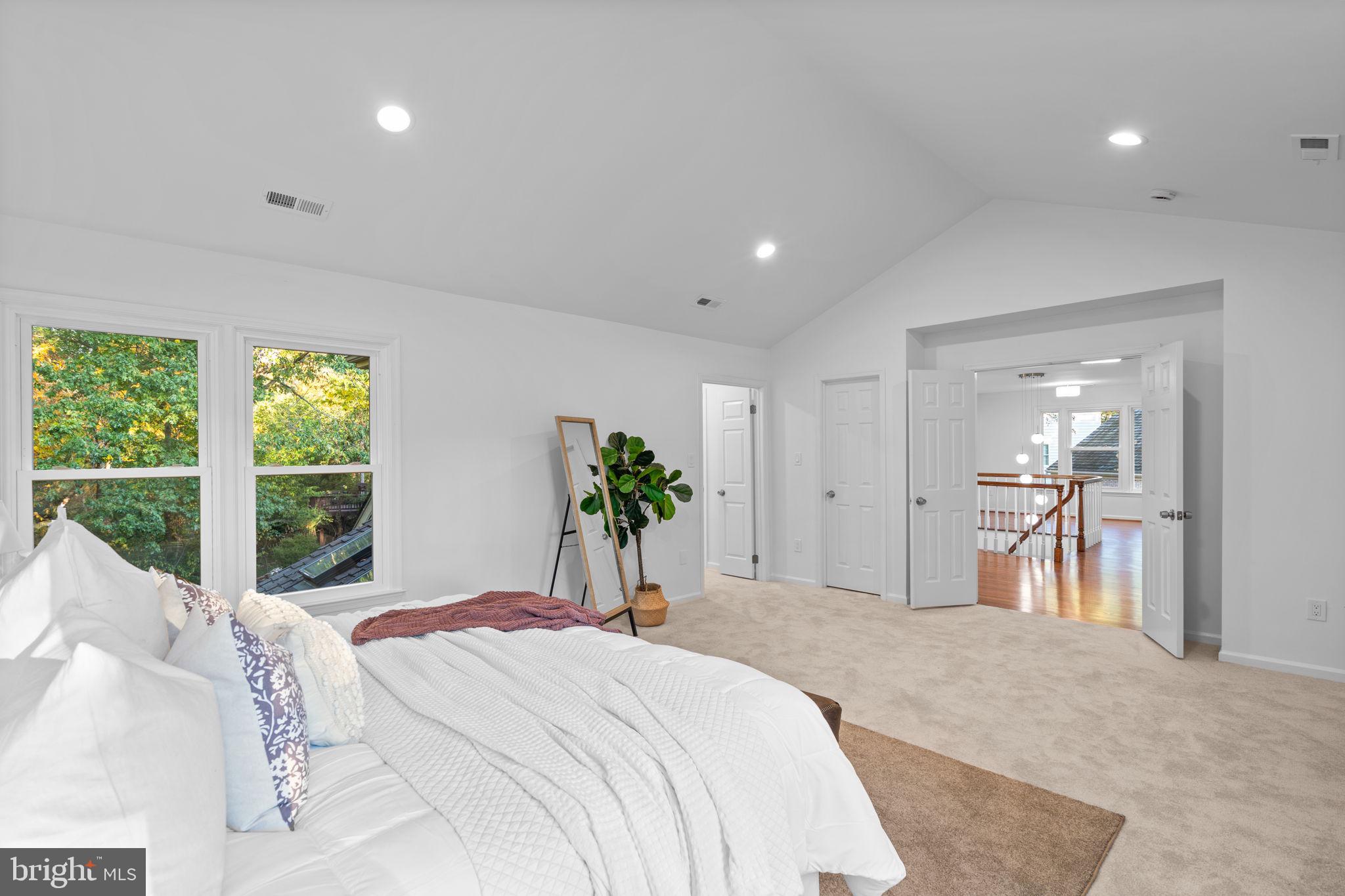 ASHBURTON OAKS - Residential