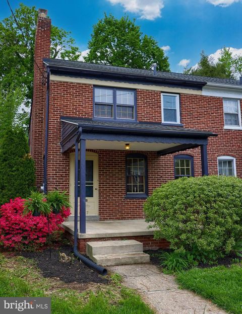 Photo of 1247 ELM AVE, LANCASTER, PA 17603 (MLS # PALA2034396)