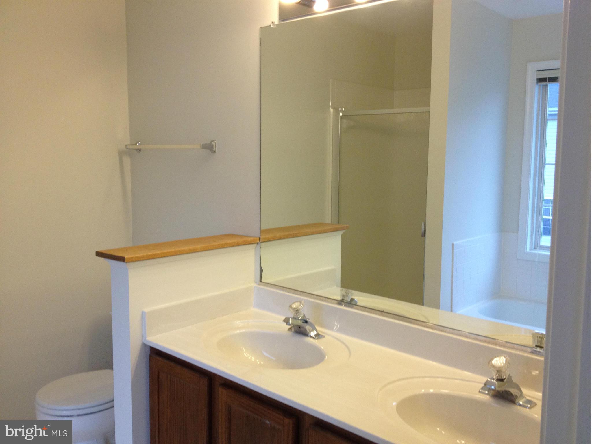 BRIDLEWOOD - Residential Lease